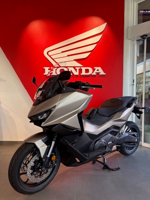 HONDA NSS 750-image-6