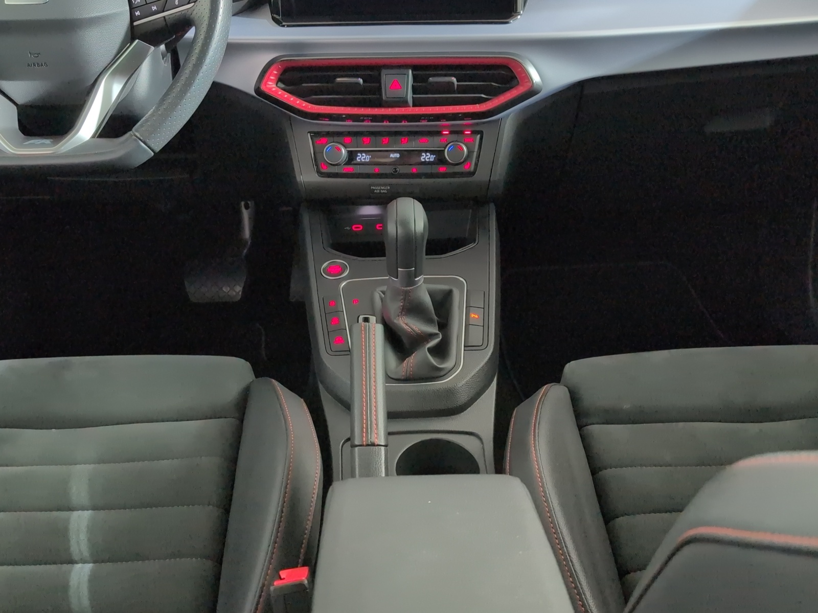 SEAT Ibiza 1.0 EcoTSI Hola FR DSG-image-8