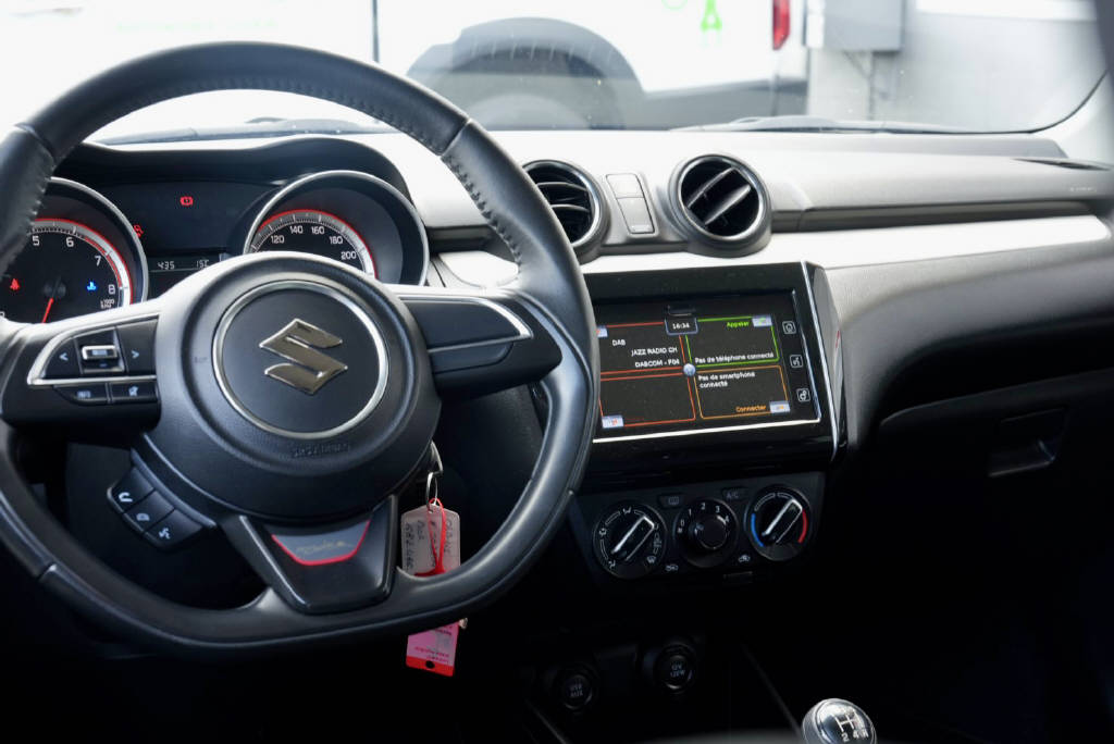 SUZUKI Swift 1.2 Piz Sulai 4x4-image-13