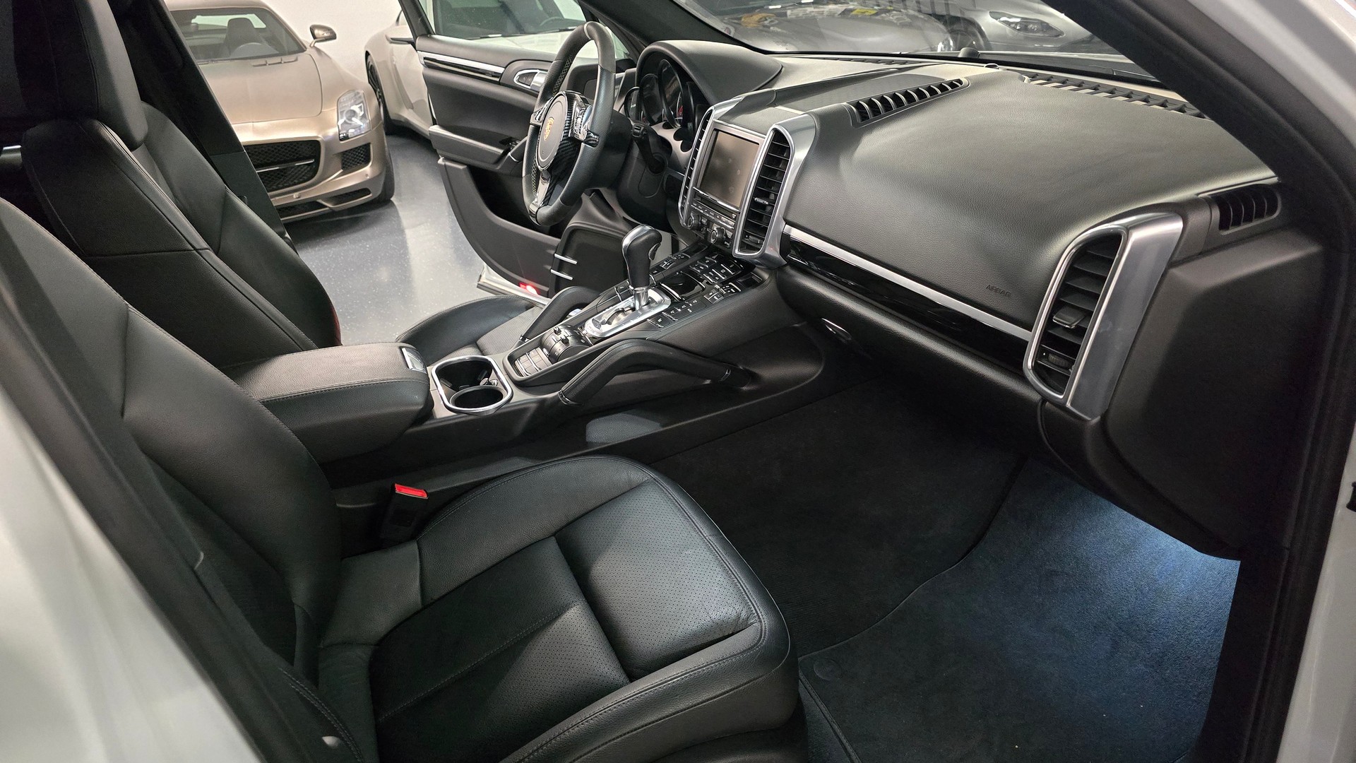 PORSCHE GTS Look Cayenne Diesel-image-15