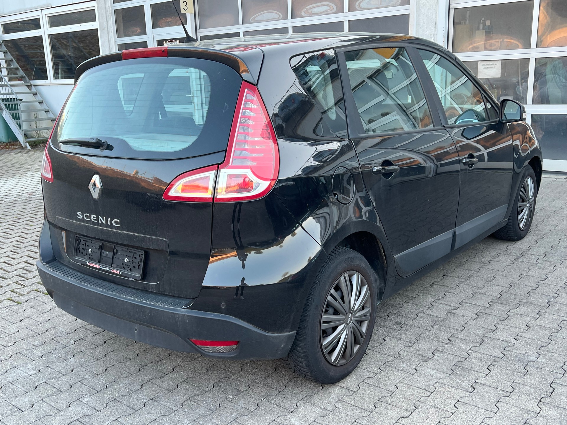 RENAULT Scénic 1.5 dCi Expression-image-4