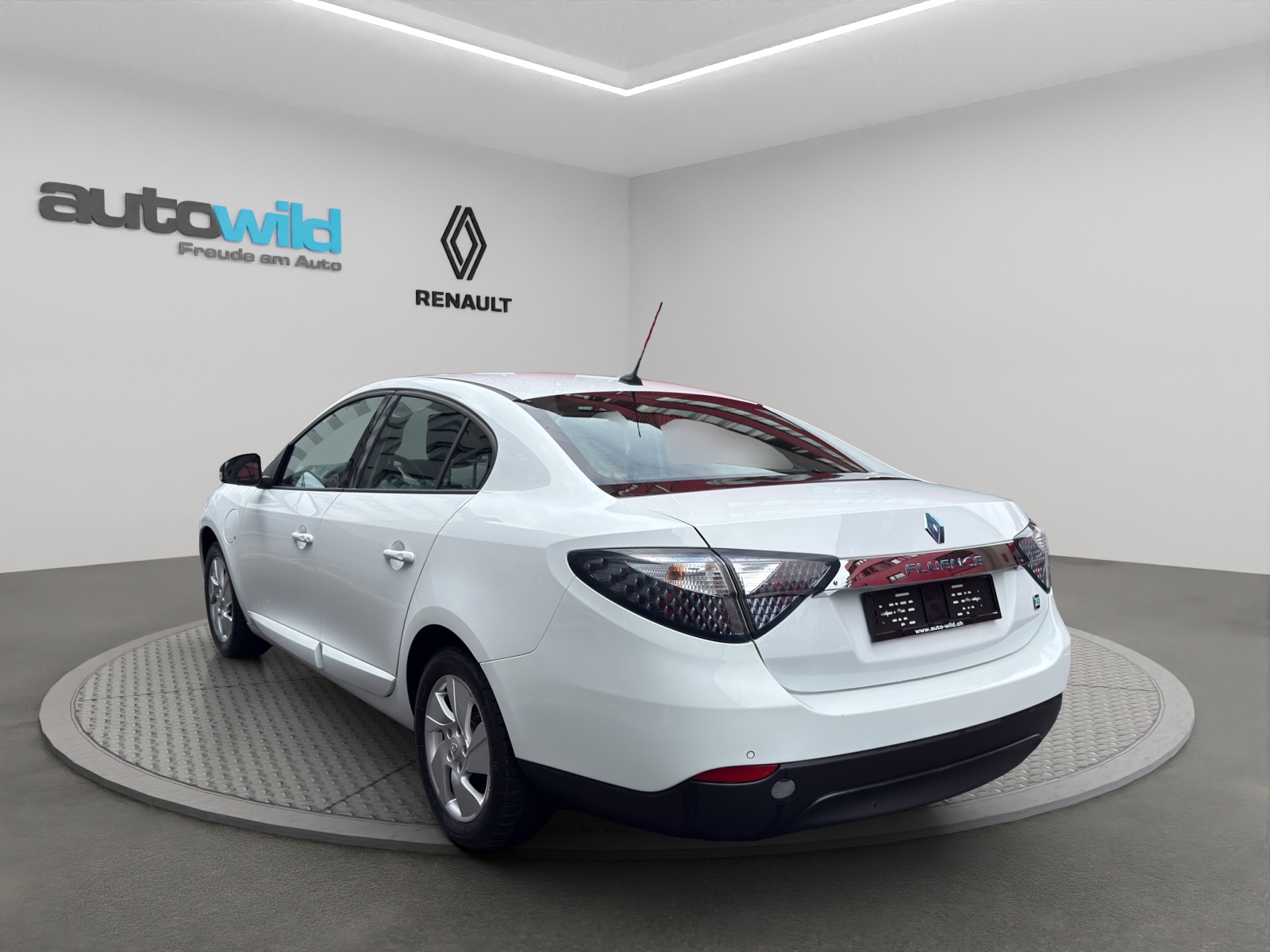 RENAULT Fluence Z.E Dynamique-image-1