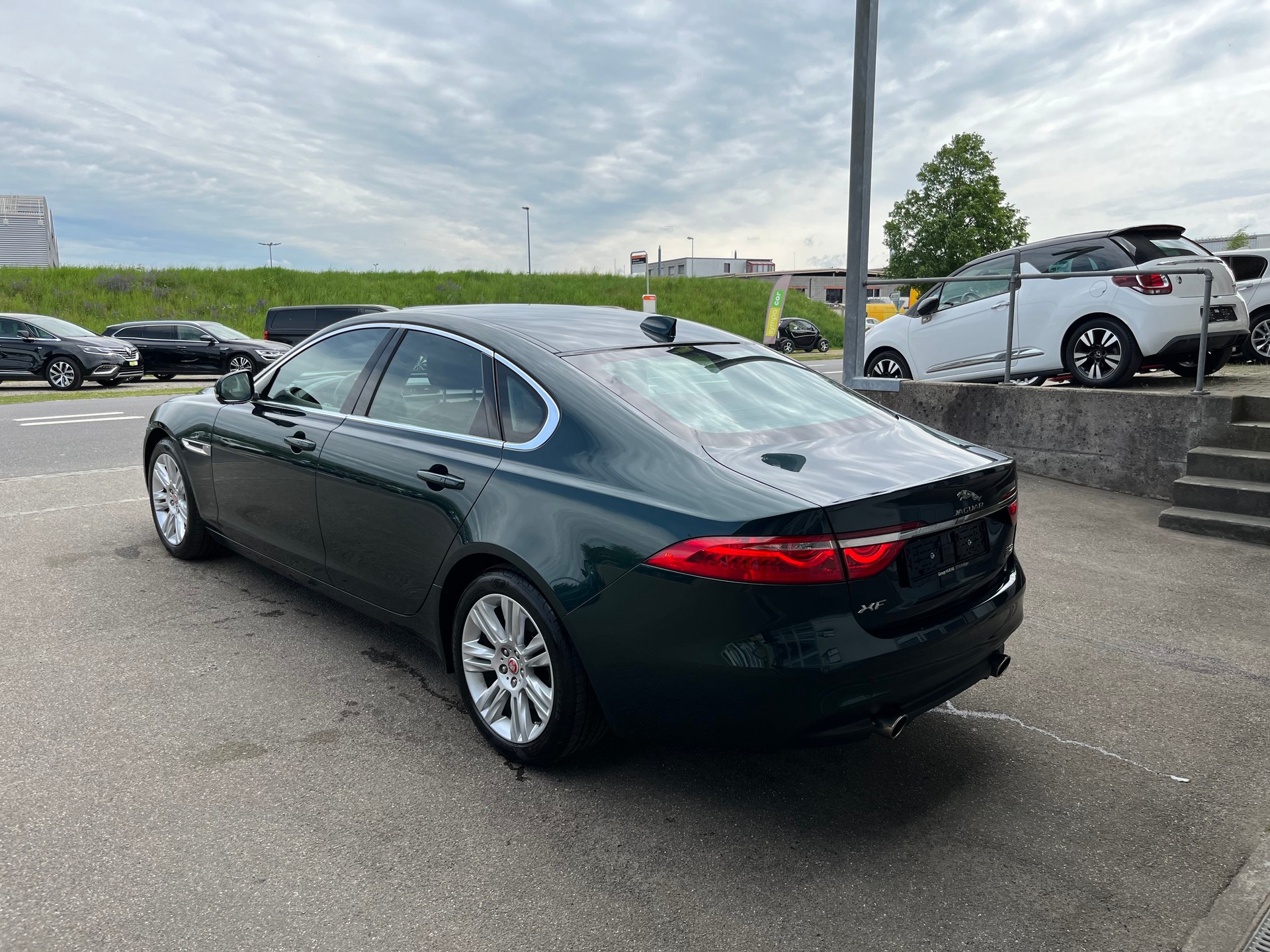 JAGUAR XF 35t Prestige AWD+++AB MFK+++TOP AUSGESTATTET+++GEPFLEGT+++-image-1