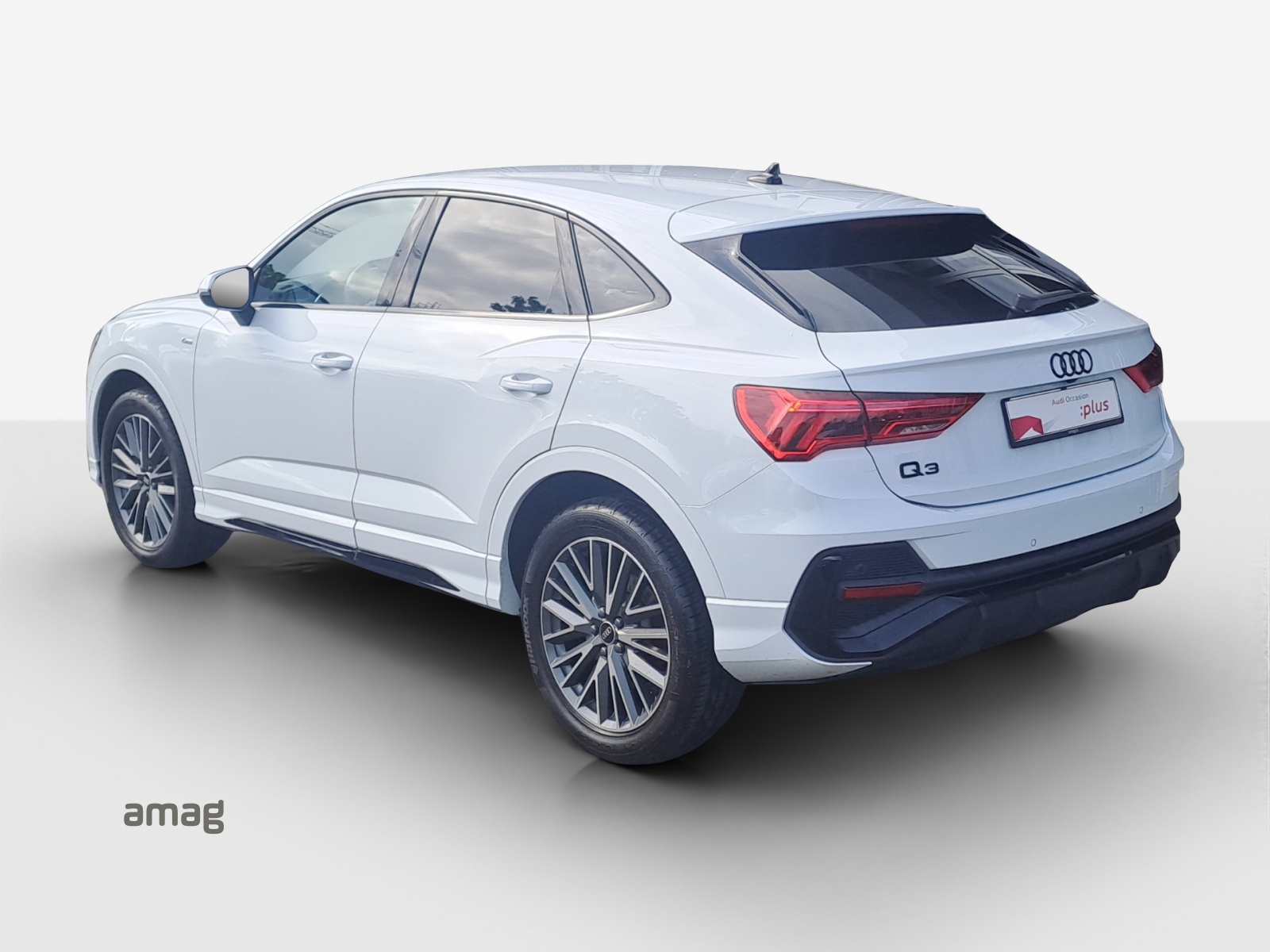 AUDI Q3 Sportback 35 TFSI S line Attraction S-tronic-image-2