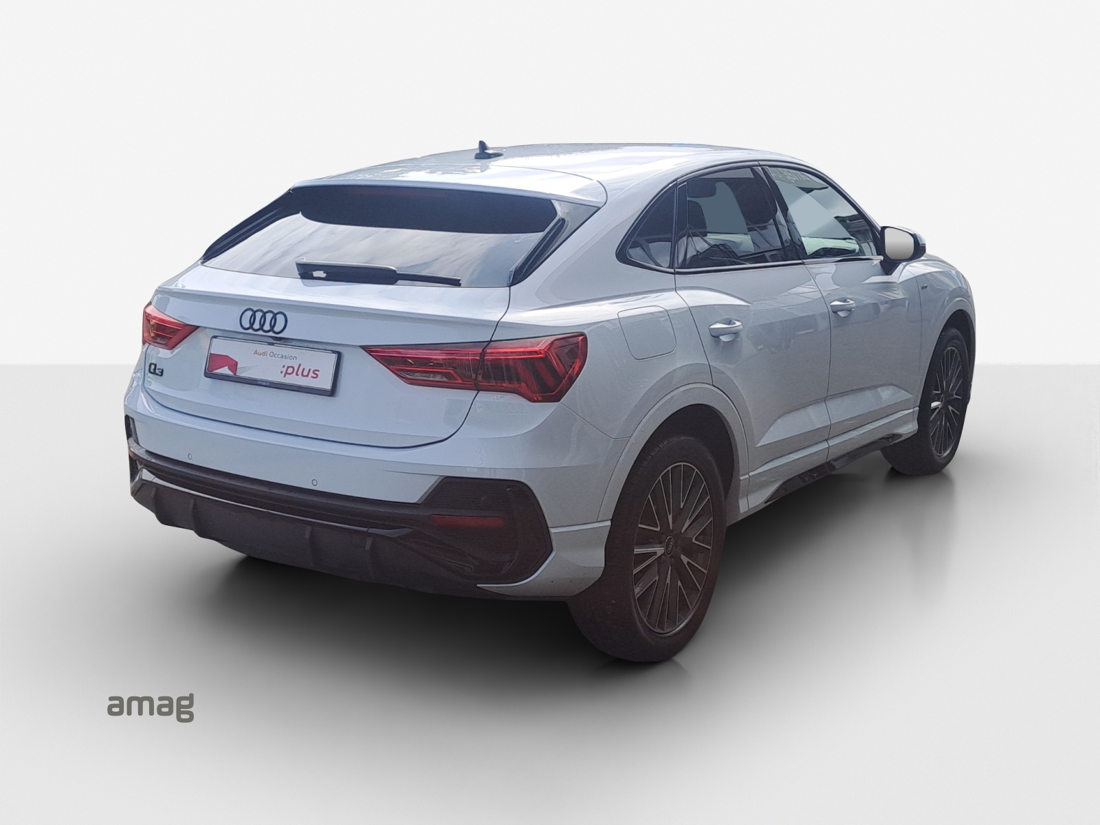 AUDI Q3 Sportback 35 TFSI S line Attraction S-tronic-image-4