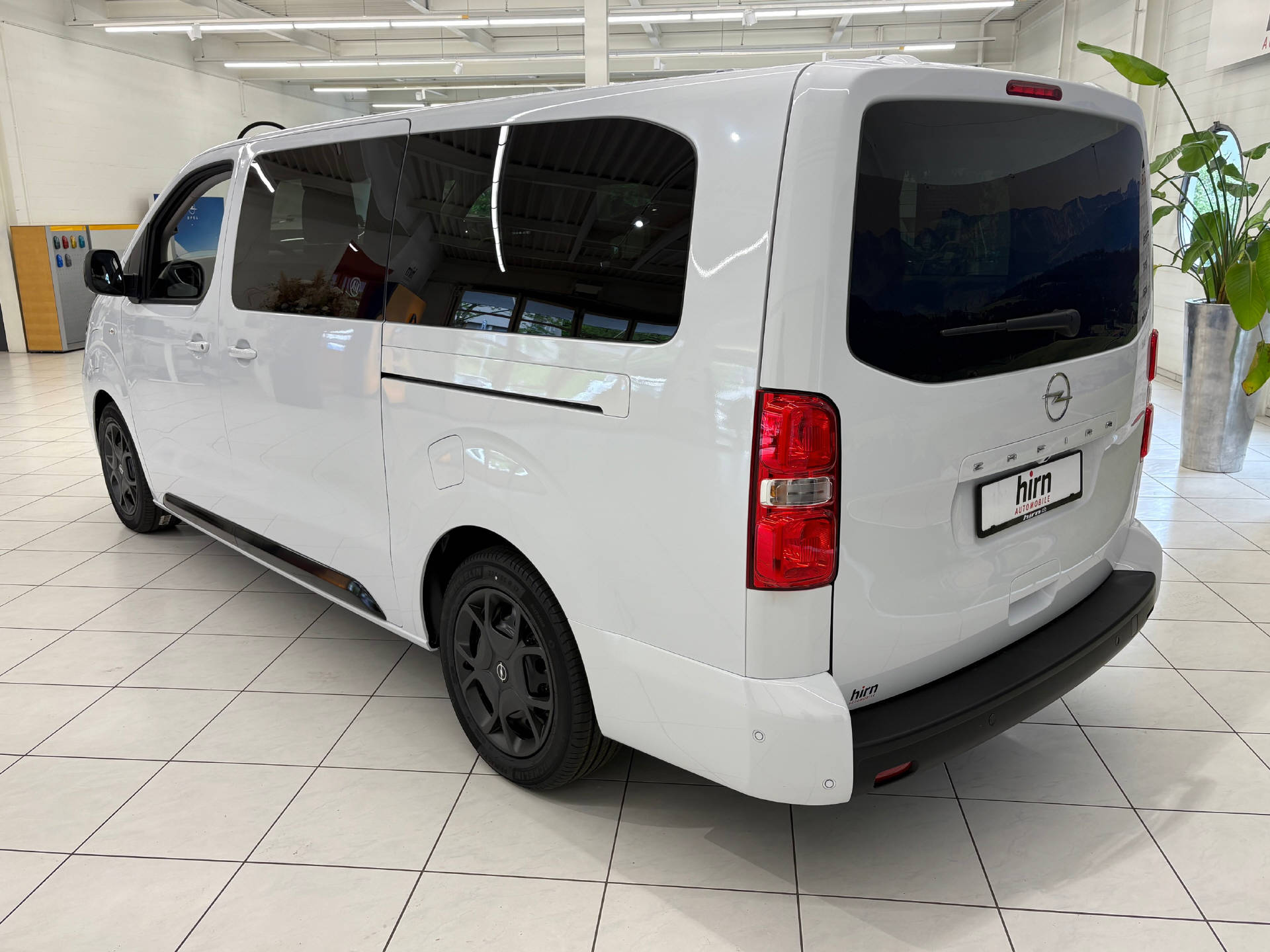 OPEL Zafira-e XL Extended Range-image-6