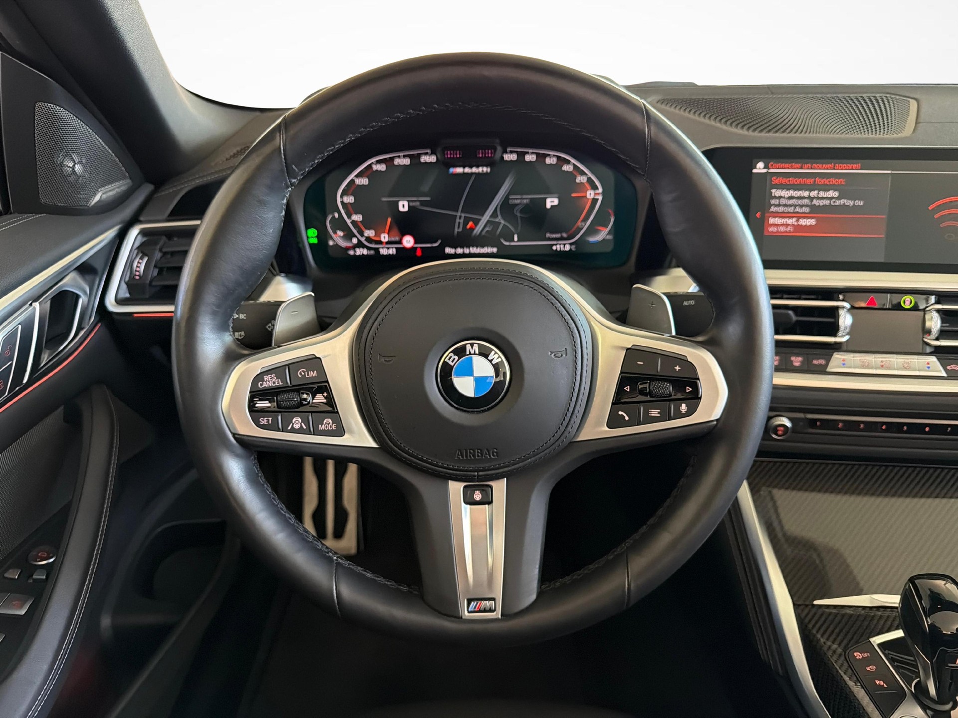 BMW M440i xDrive Cabrio-image-14