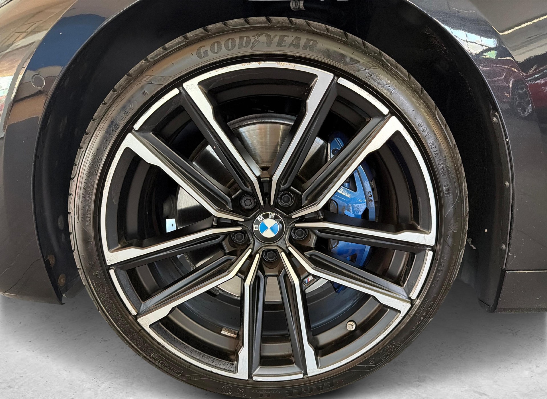 BMW M440i xDrive Cabrio-image-19