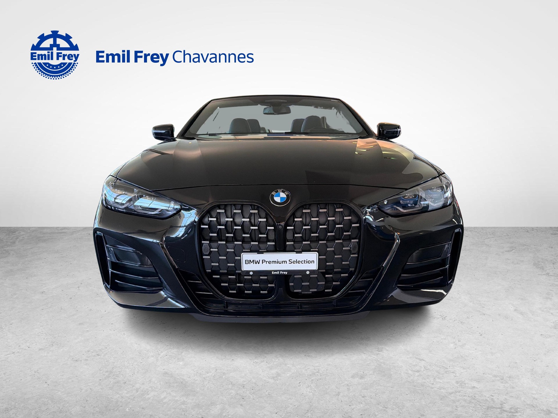 BMW M440i xDrive Cabrio-image-9