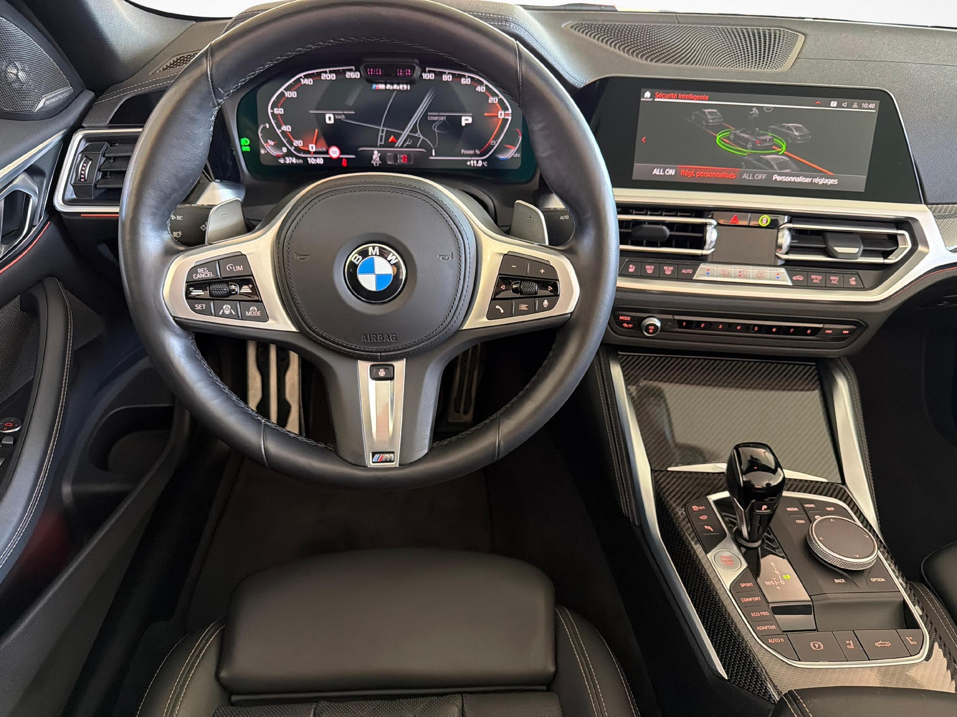 BMW M440i xDrive Cabrio-image-13