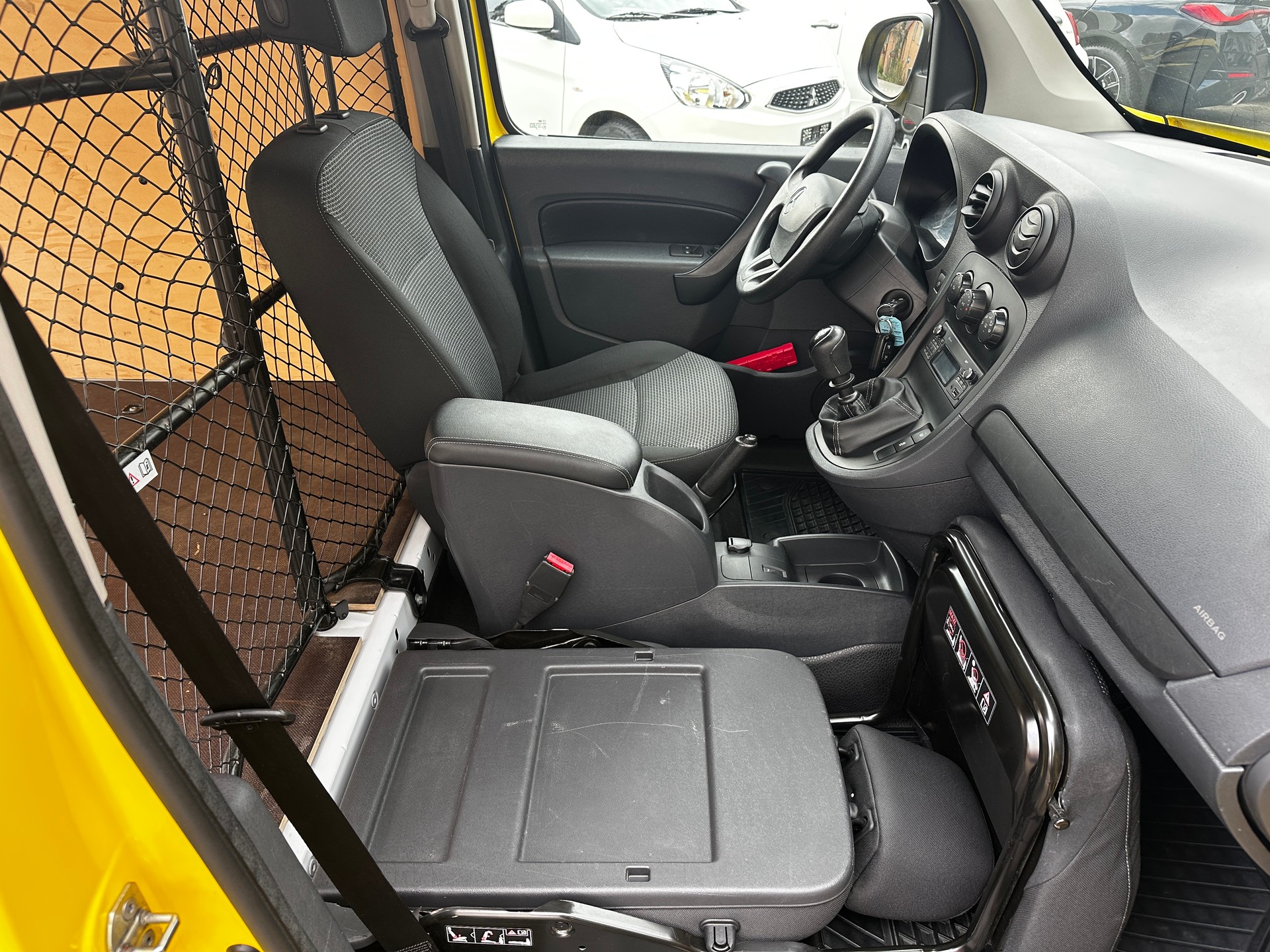 MERCEDES-BENZ Citan 111 CDI EL Euro 6-image-13