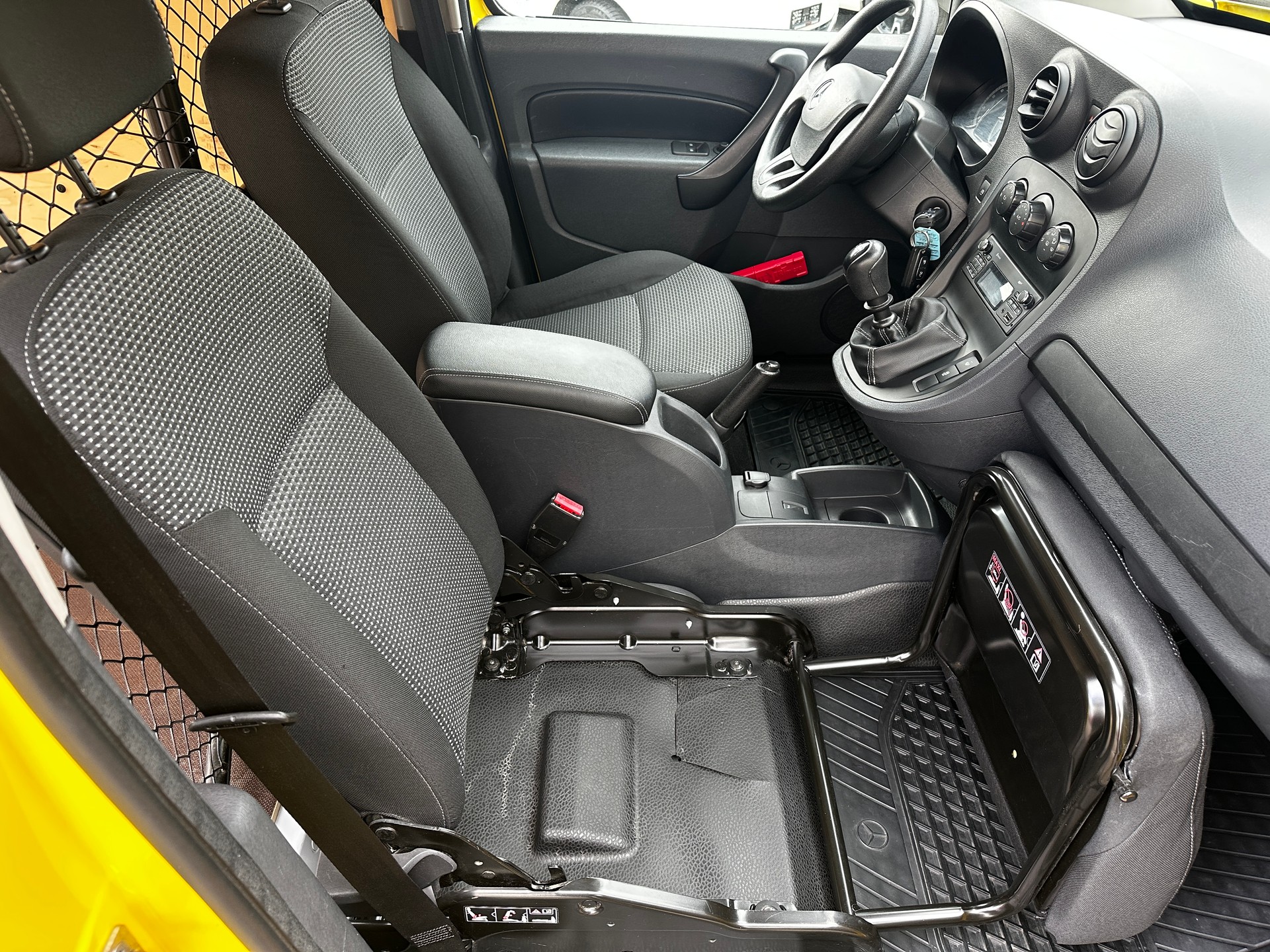 MERCEDES-BENZ Citan 111 CDI EL Euro 6-image-12