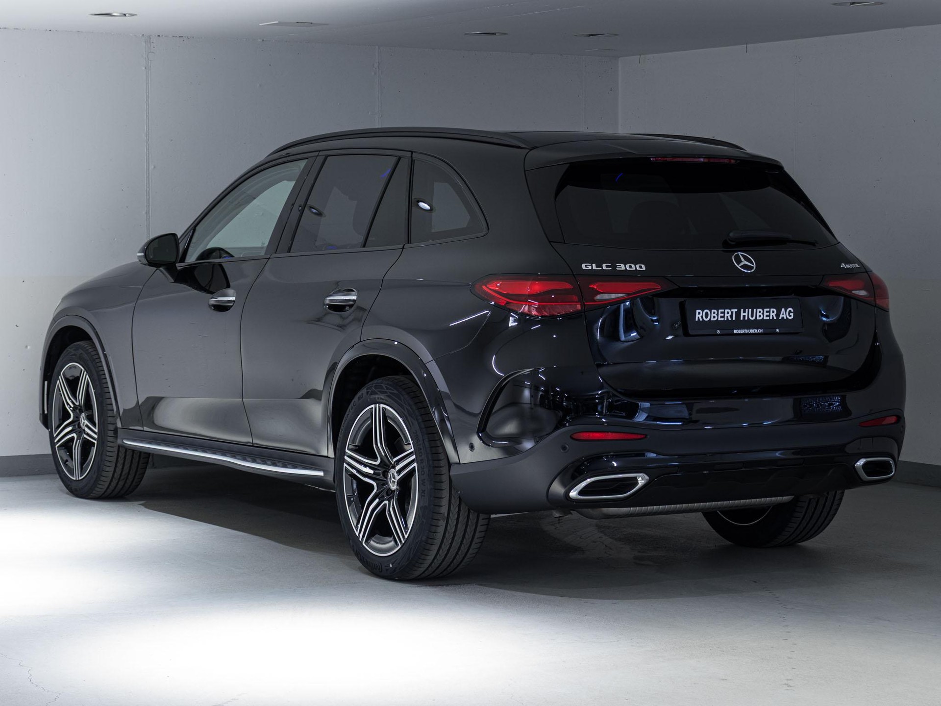 MERCEDES-BENZ GLC 300 4MATIC-image-3