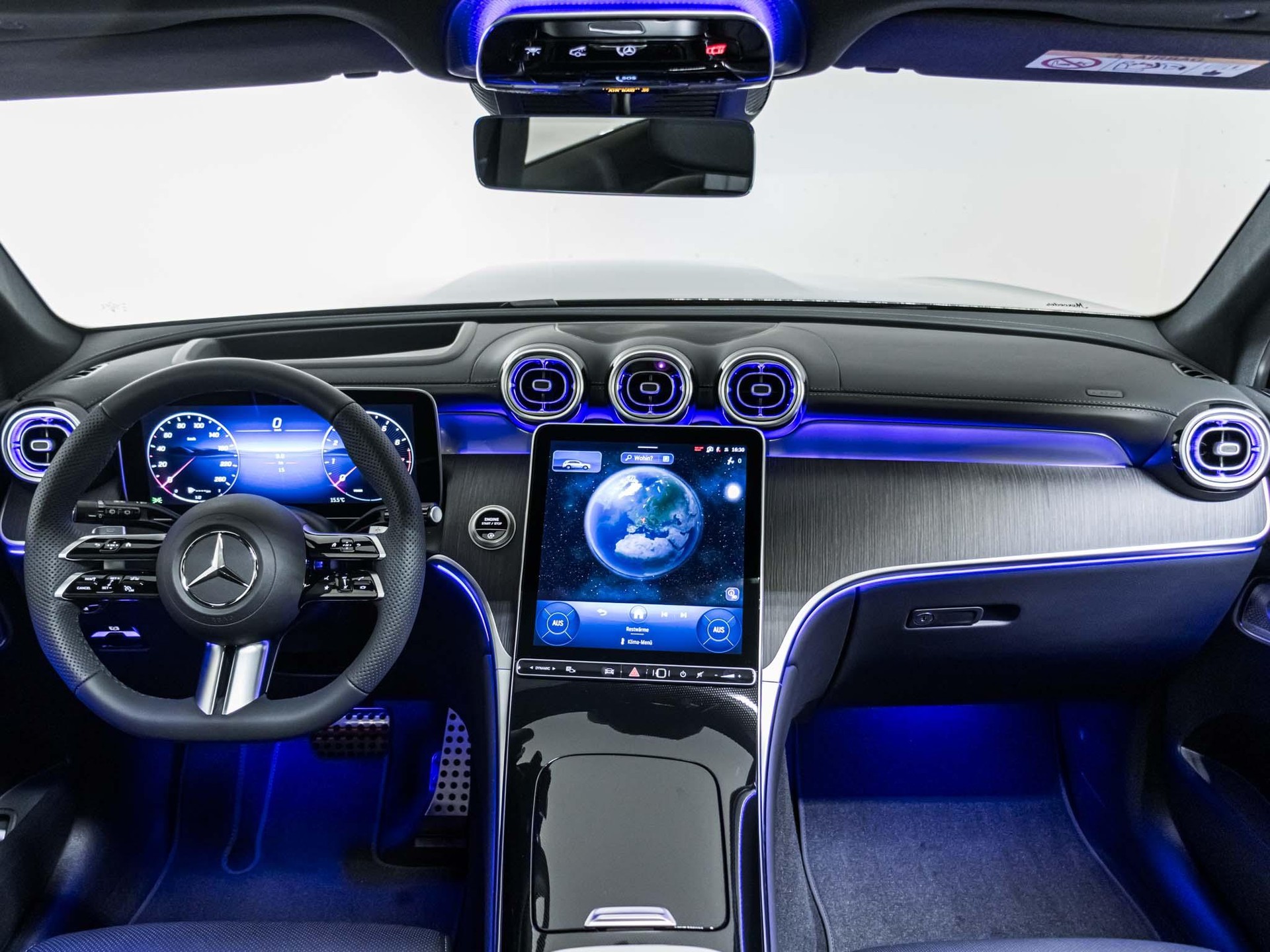 MERCEDES-BENZ GLC 300 4MATIC-image-11