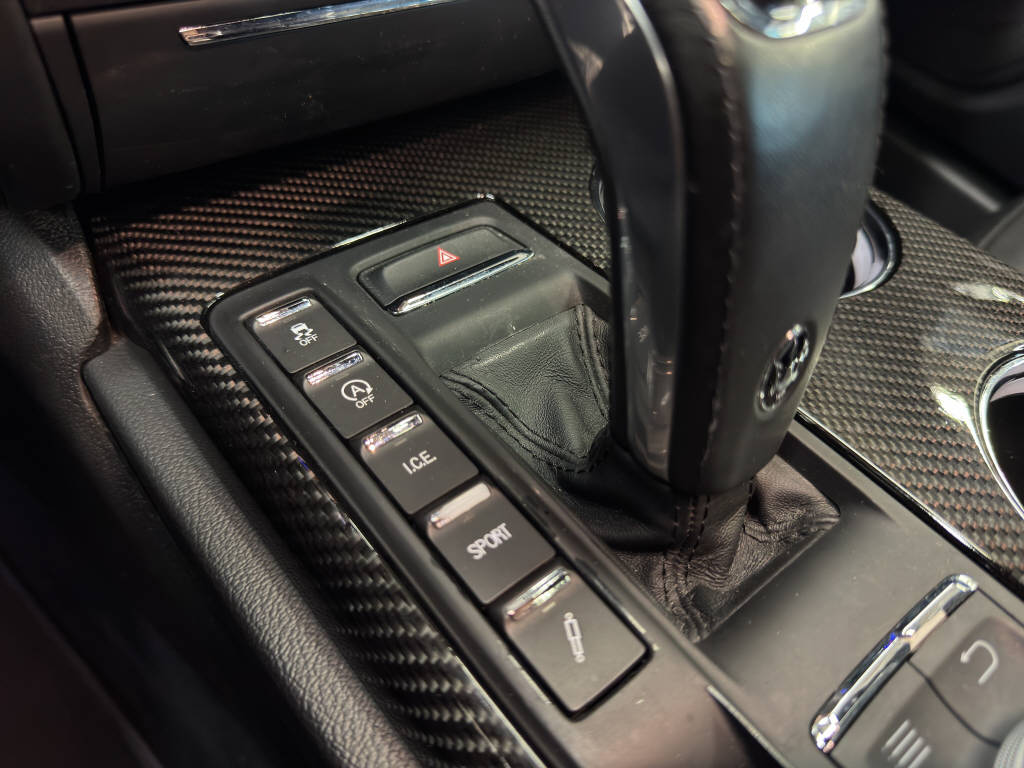 MASERATI Quattroporte 3.0 V6 S GranSport Q4-image-12