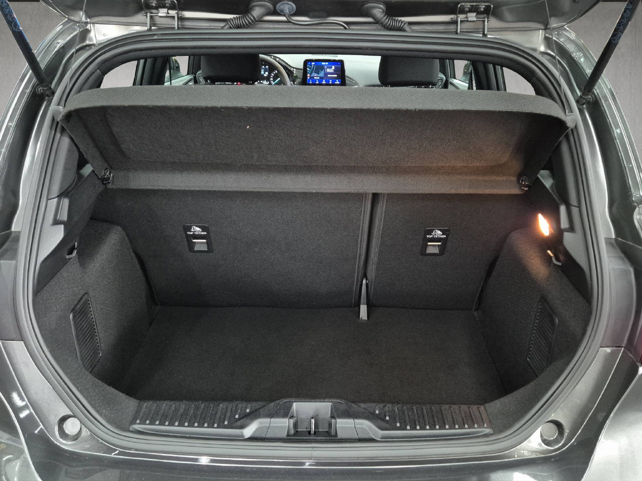 FORD Fiesta 1.0 EcoBoost Mild-Hybrid ST-Line Automat-image-11