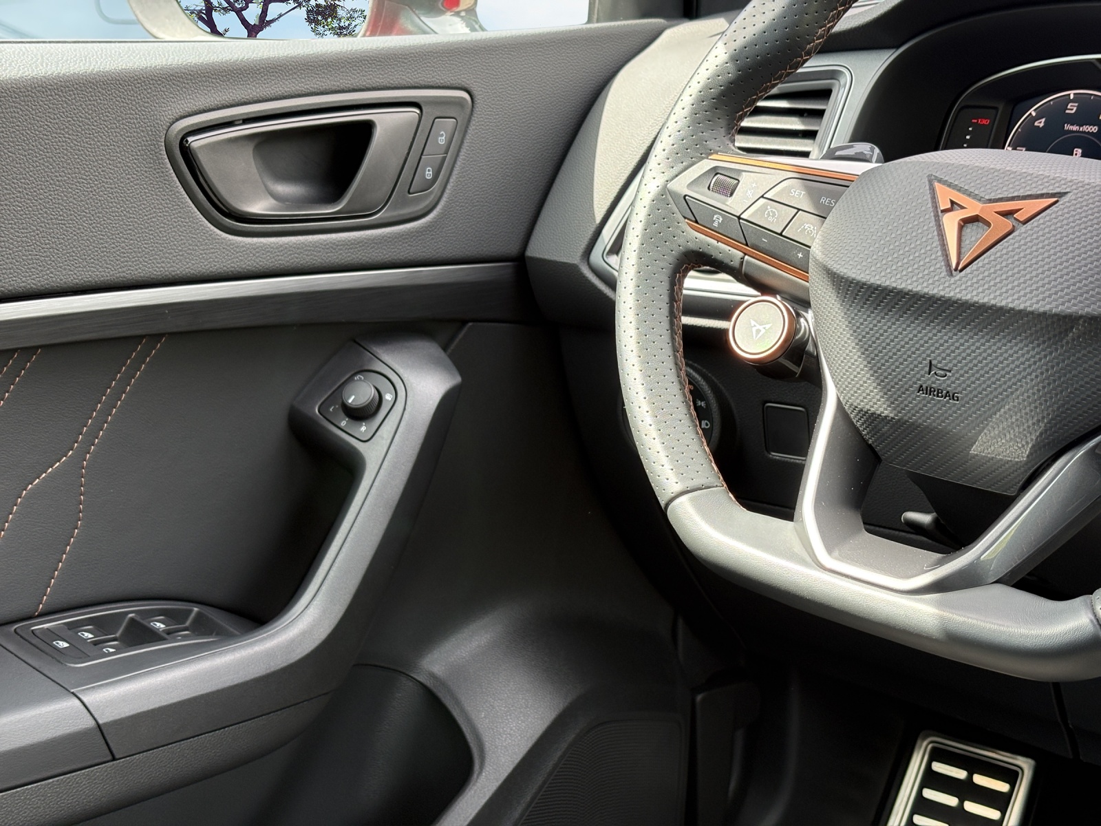 CUPRA Ateca 2.0TSI VZ 4Drive DSG-image-13