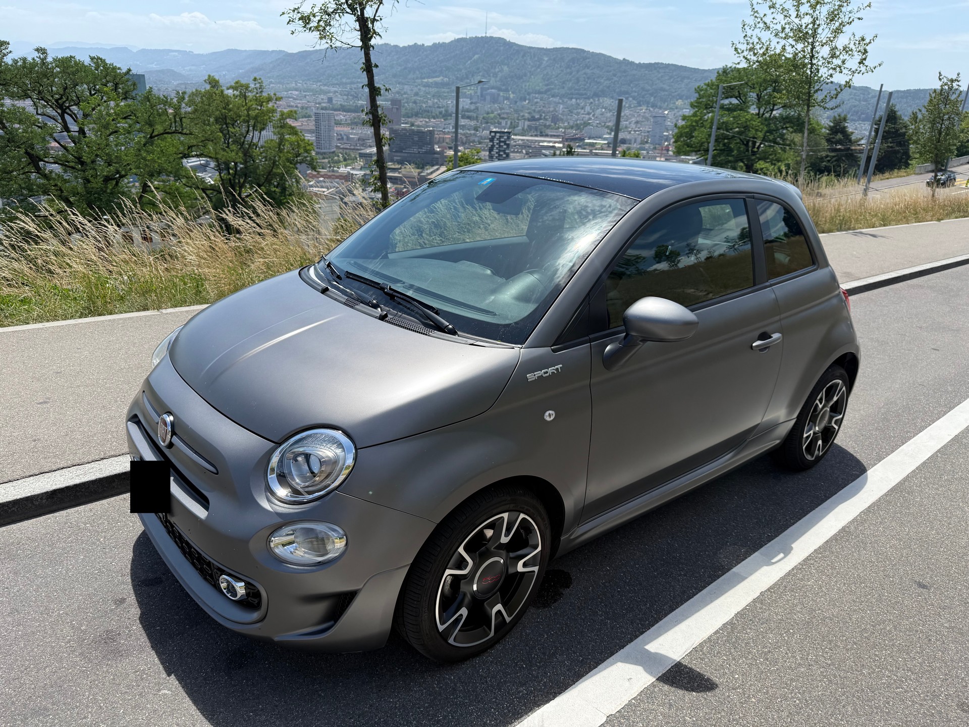 FIAT 1.0 Hybrid Sport | 31'000 km | CH | Glasdach | Beats | Garantie bis 2028-image-1