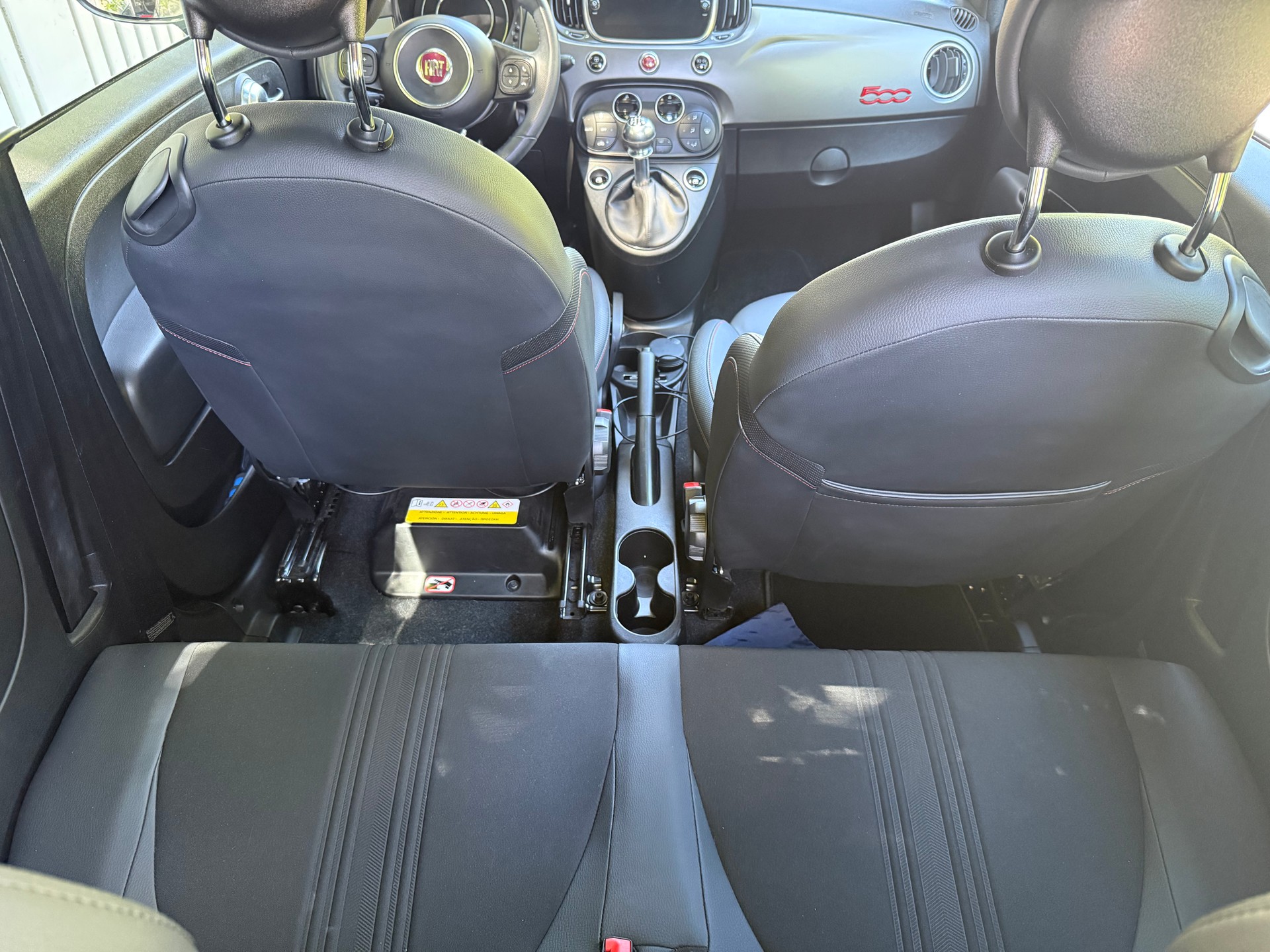 FIAT 1.0 Hybrid Sport | 31'000 km | CH | Glasdach | Beats | Garantie bis 2028-image-4