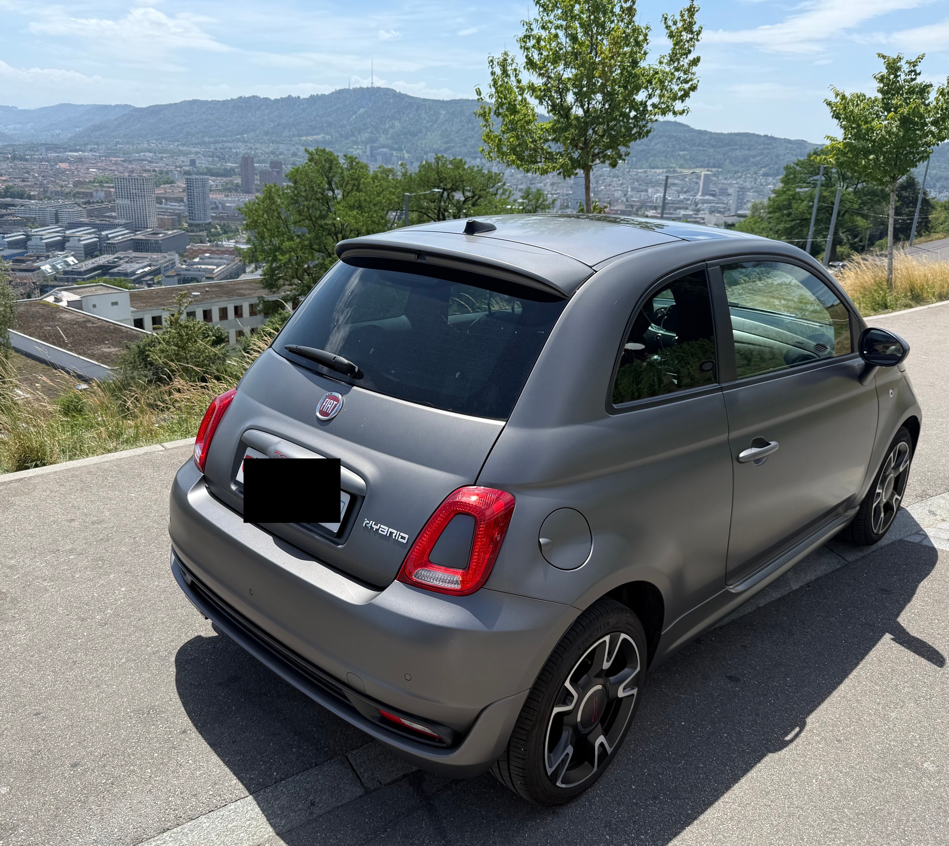 FIAT 1.0 Hybrid Sport | 31'000 km | CH | Glasdach | Beats | Garantie bis 2028-image-2