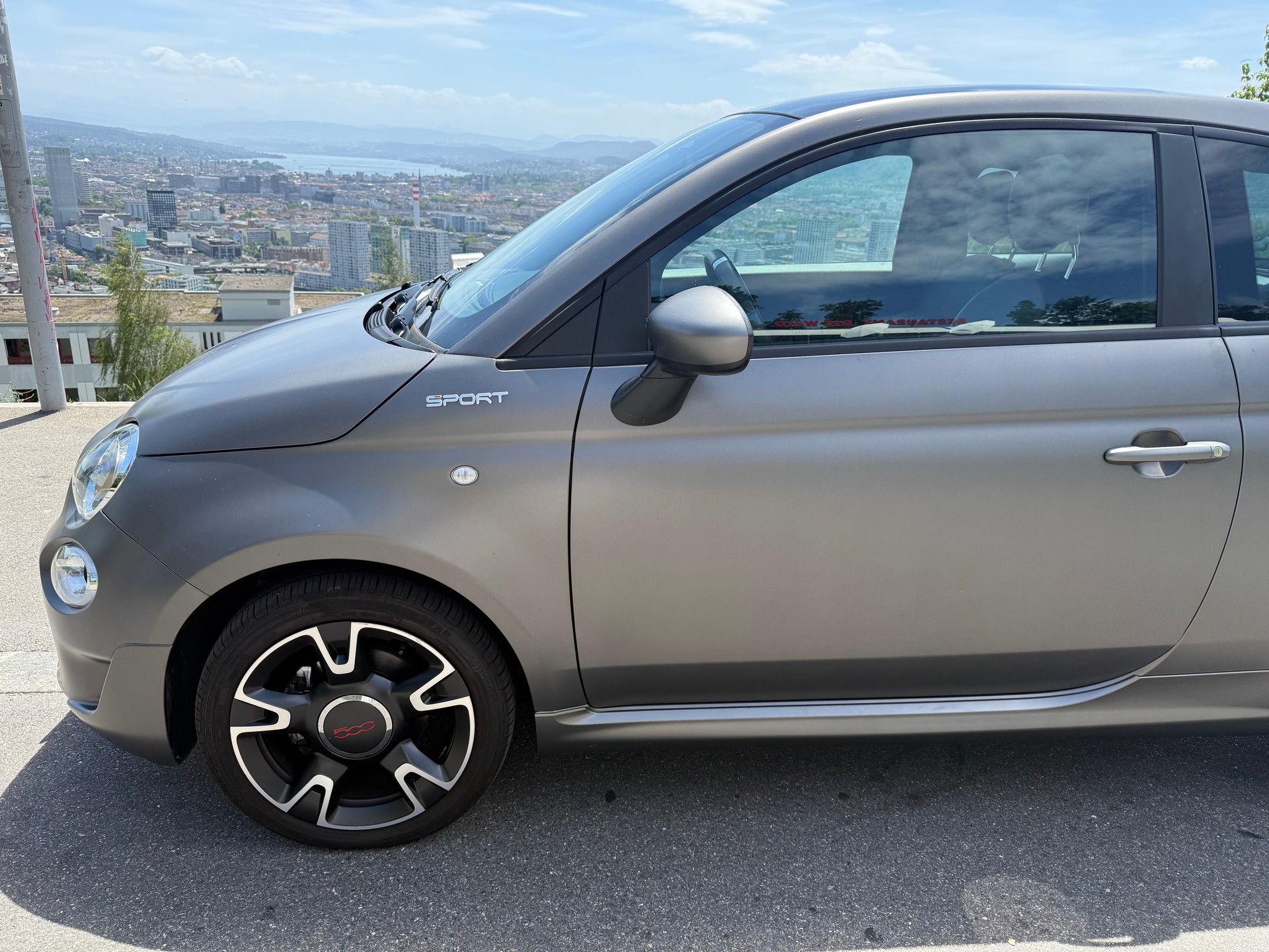 FIAT 1.0 Hybrid Sport | 31'000 km | CH | Glasdach | Beats | Garantie bis 2028-image-9