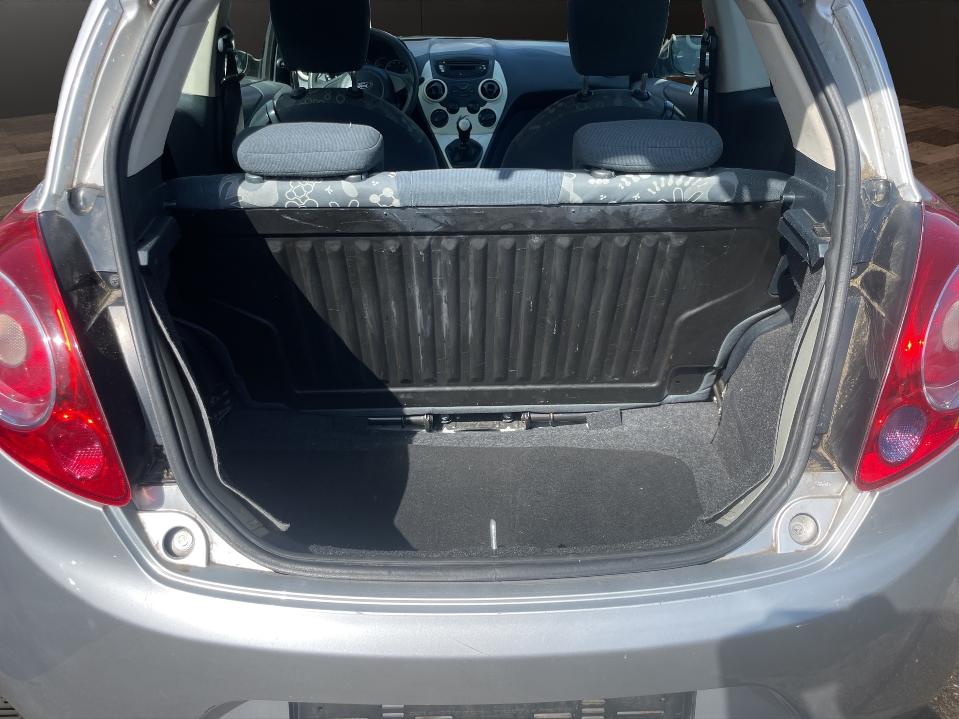 FORD KA 1.25 Ambiente-image-12