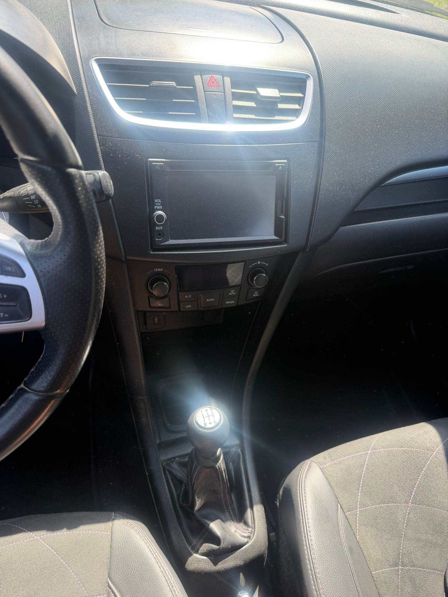 SUZUKI Swift 1.2i 4x4-image-5