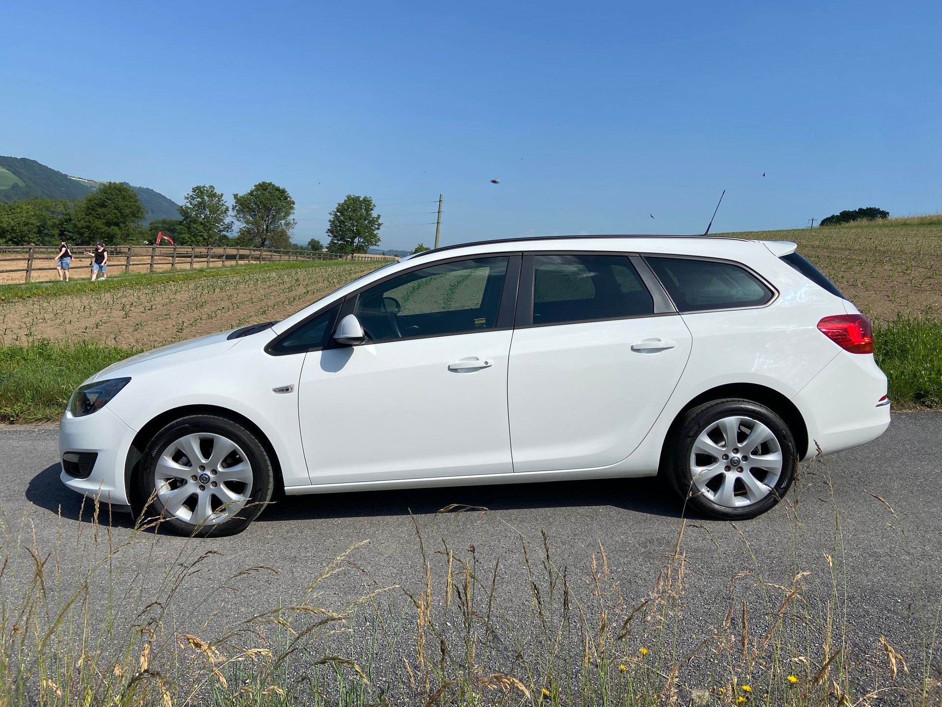 OPEL Astra SportsTourer 1.4i 16V Turbo Drive Automatik