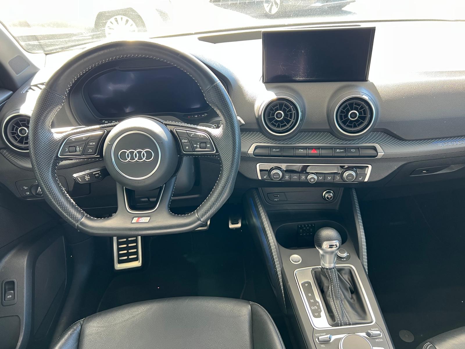 AUDI Q2 40 TFSI Sport Attraction quattro S-tronic-image-5