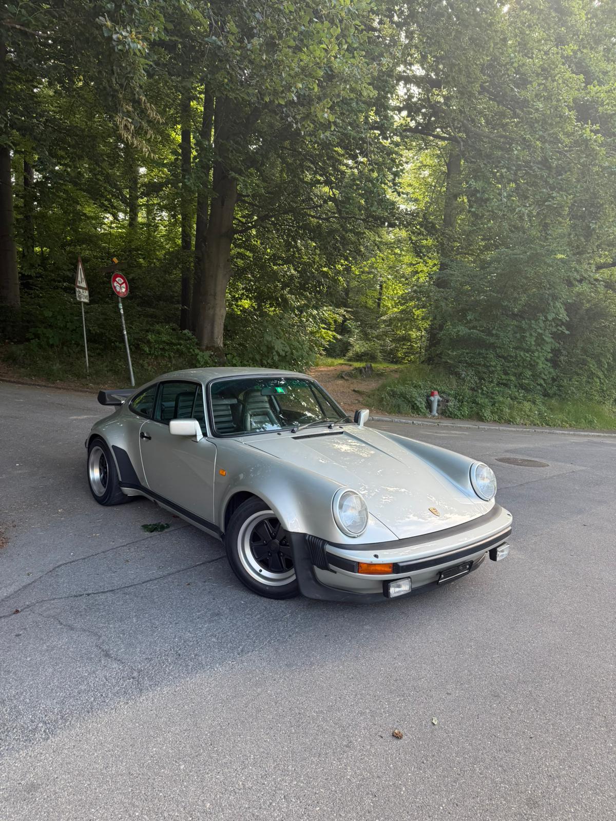 PORSCHE Turbo-image-5