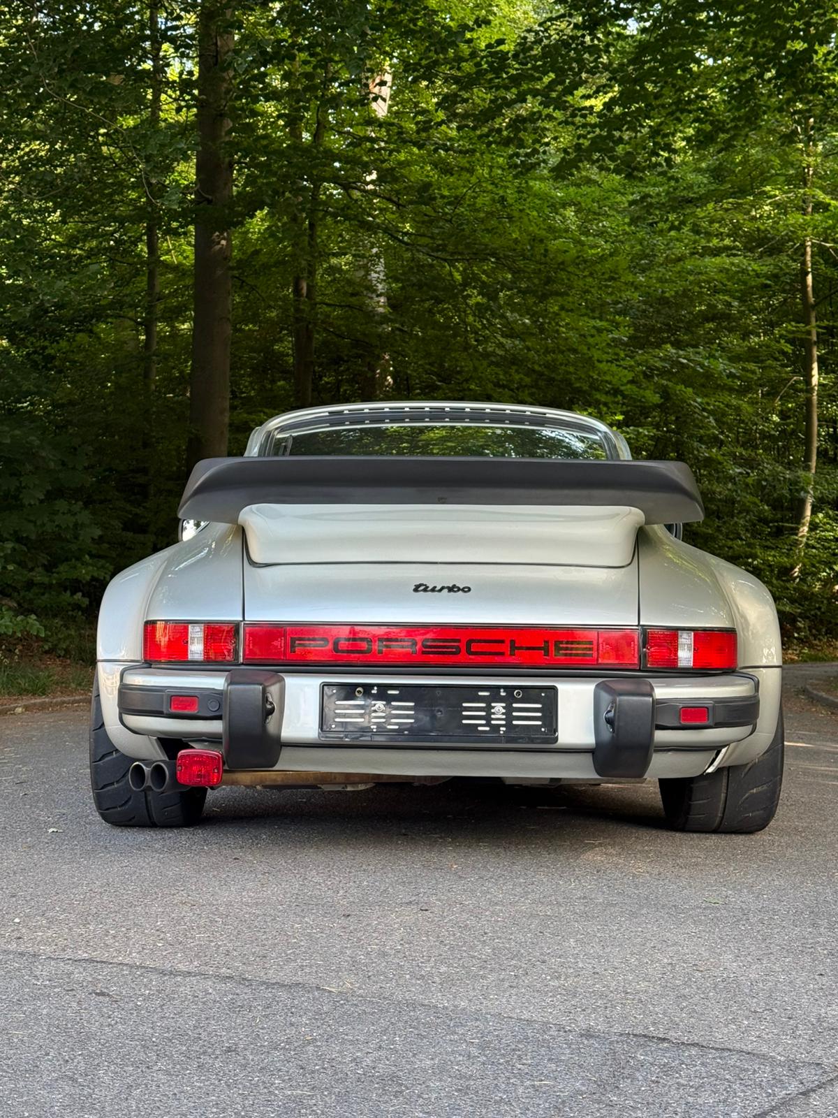 PORSCHE Turbo-image-1