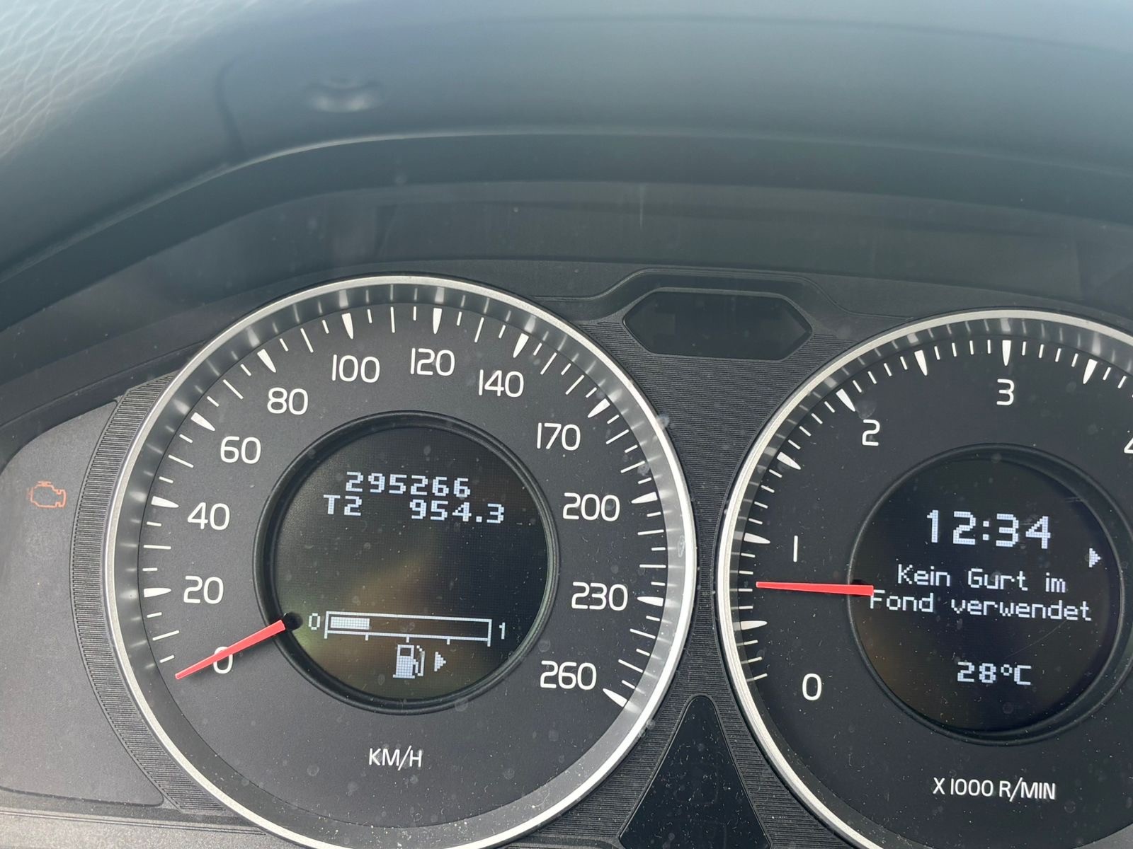 VOLVO V60 D3 Kinetic-image-7