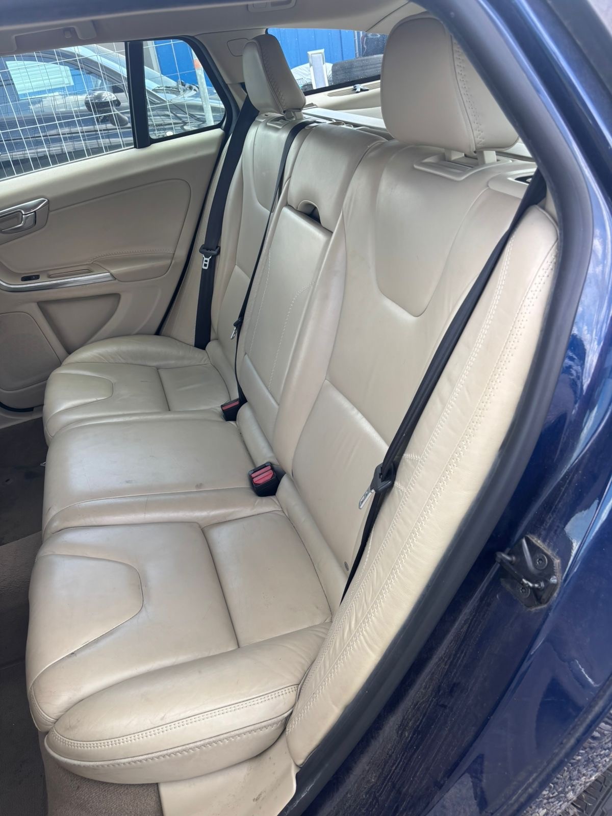 VOLVO V60 D3 Kinetic-image-10