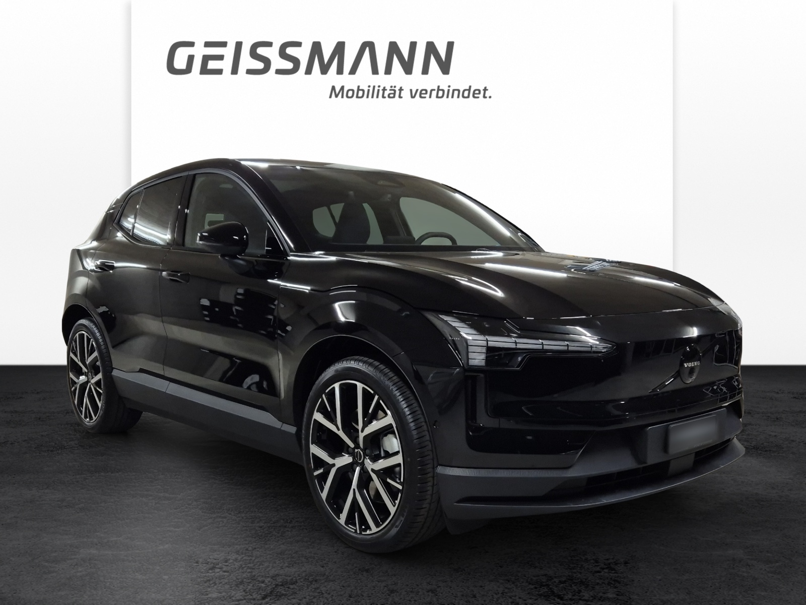 VOLVO EX30 E60 Twin Ultra Performance Sw. Black Ed. AWD-image-1