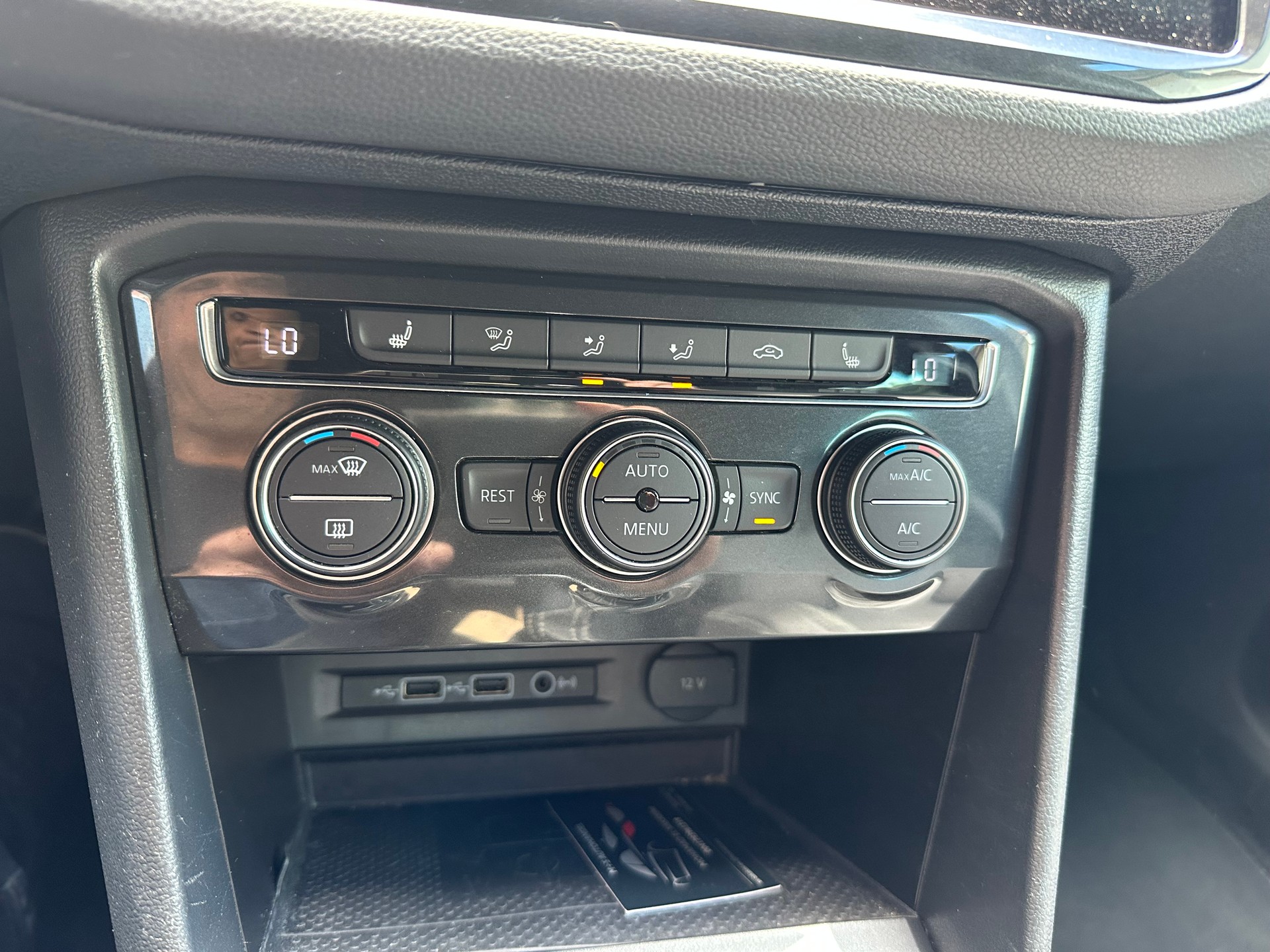 VW Tiguan 2.0TSI Highline 4Motion DSG-image-8