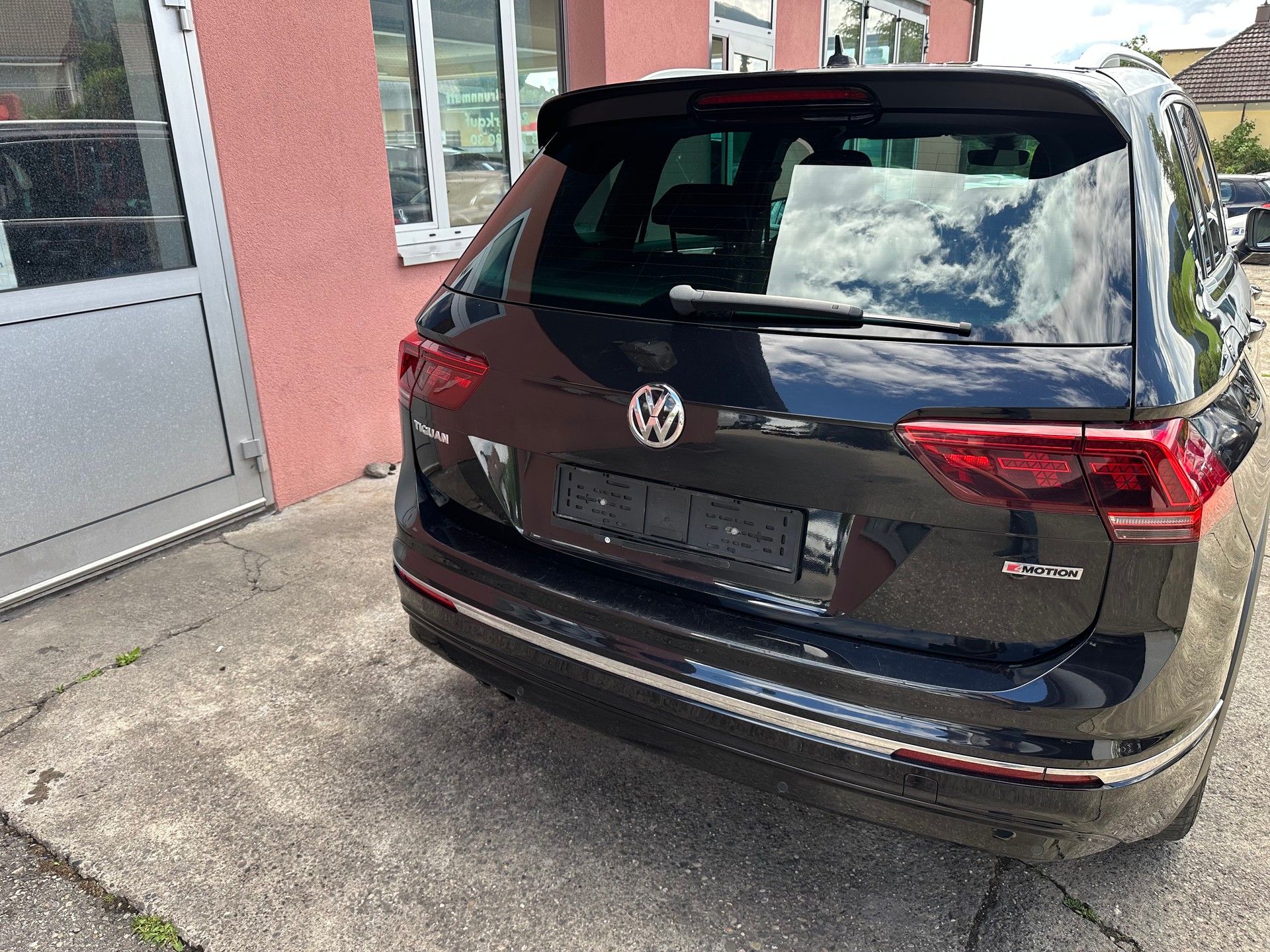 VW Tiguan 2.0TSI Highline 4Motion DSG-image-4