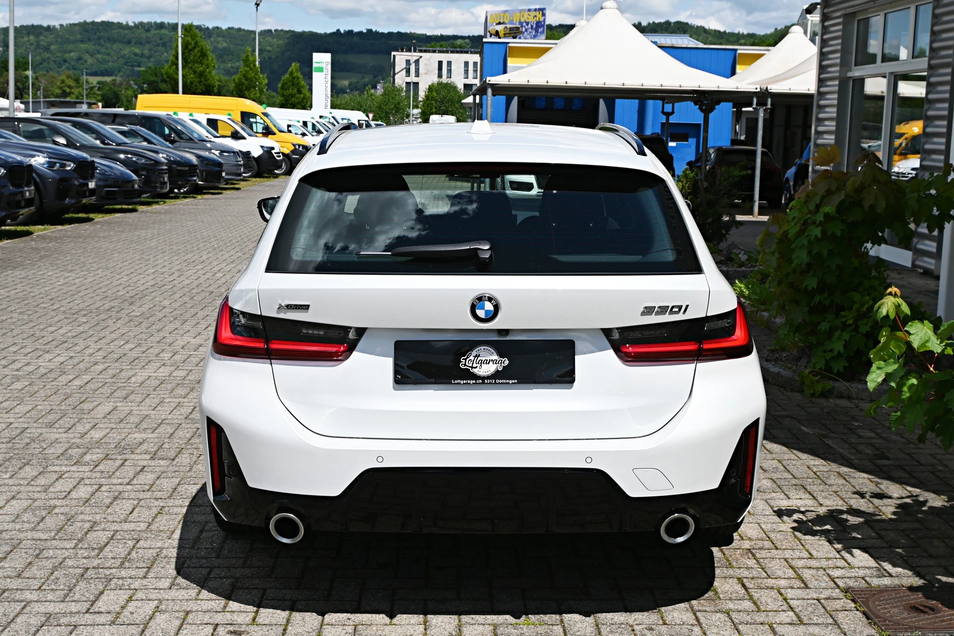 BMW 330i Touring xDrive Steptronic M Sport Automat 4X4-image-3