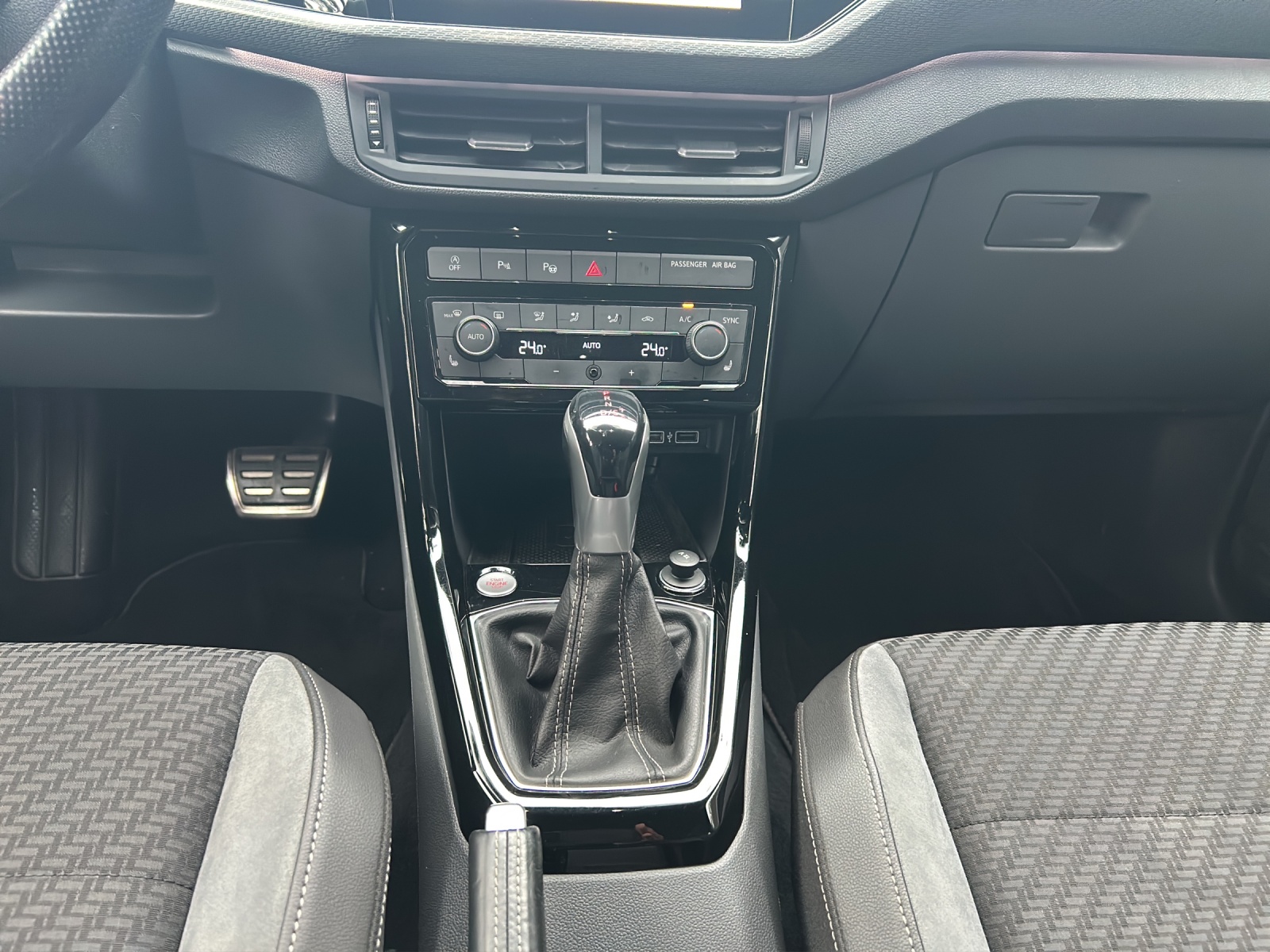 VW T-Cross 1.0 TSI Style DSG-image-13