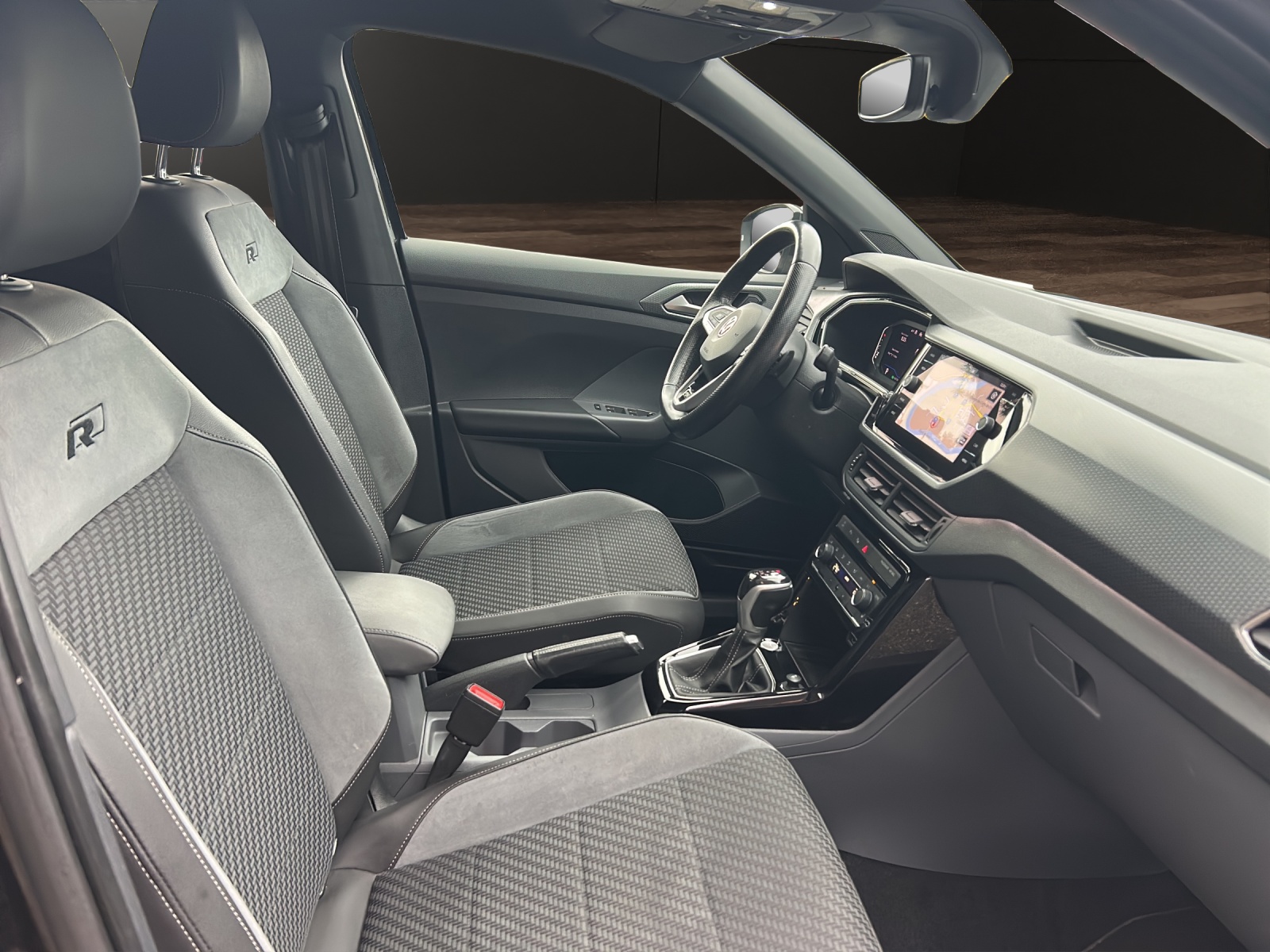 VW T-Cross 1.0 TSI Style DSG-image-15