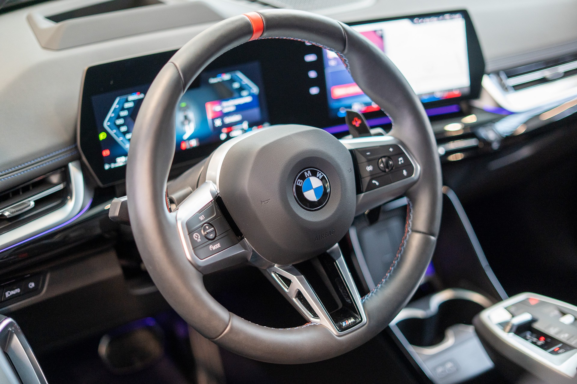 BMW X1 M35i / 360°Kamera / HeadUp / Harman/Kardon-image-9