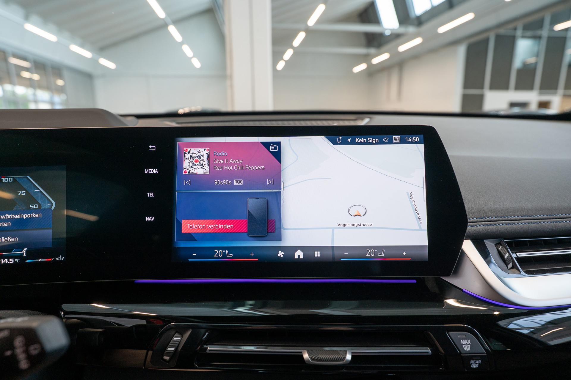 BMW X1 M35i / 360°Kamera / HeadUp / Harman/Kardon-image-18