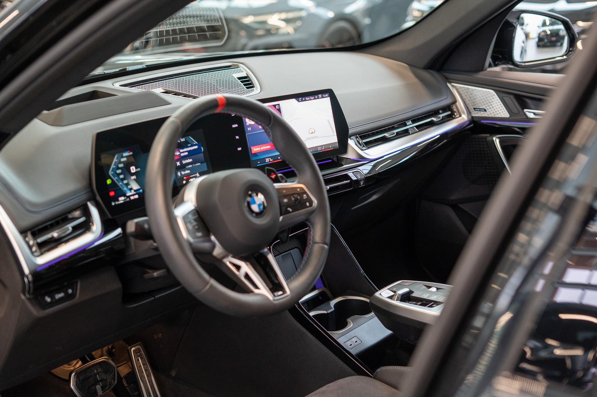 BMW X1 M35i / 360°Kamera / HeadUp / Harman/Kardon-image-10
