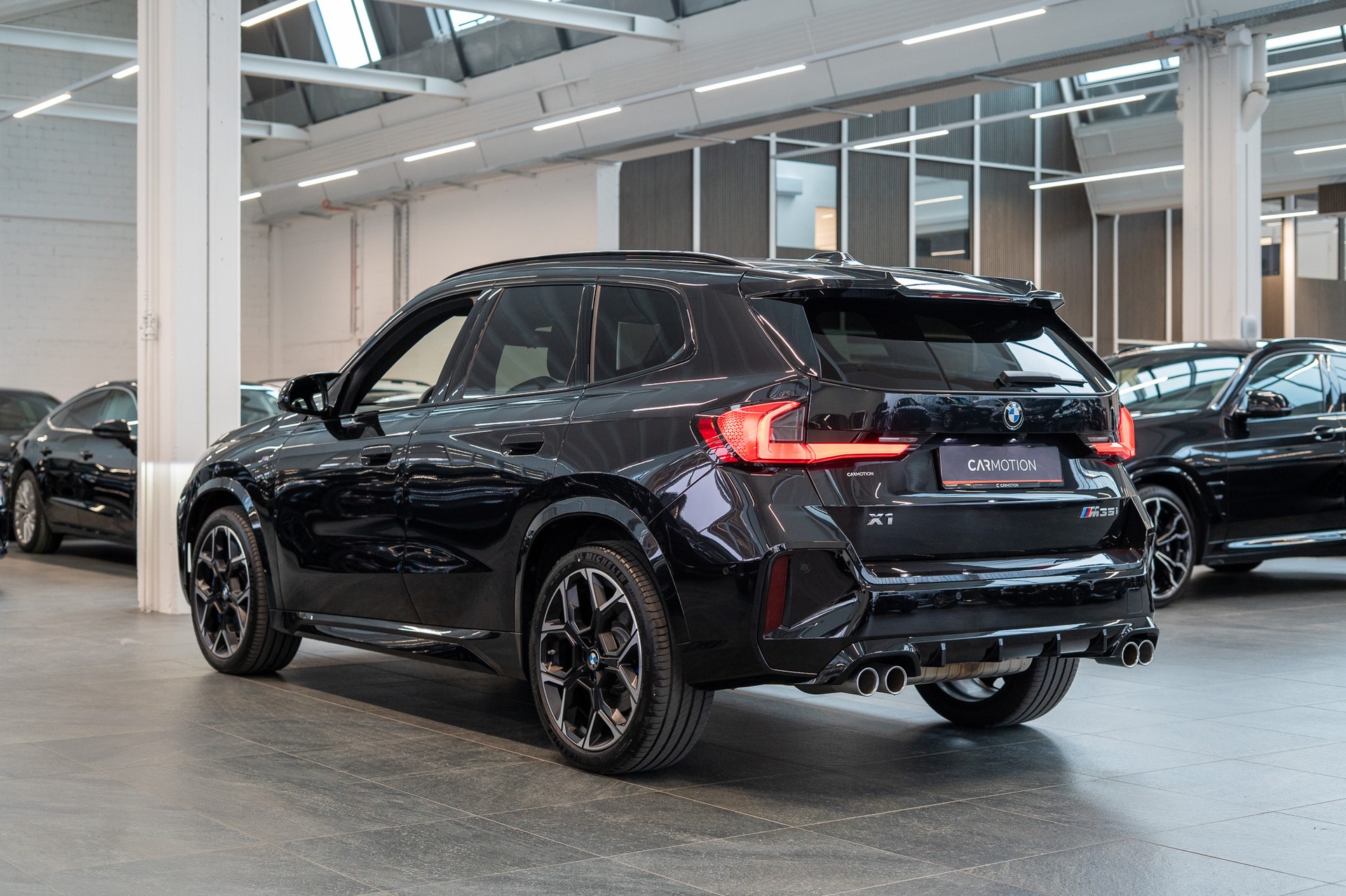 BMW X1 M35i / 360°Kamera / HeadUp / Harman/Kardon-image-3