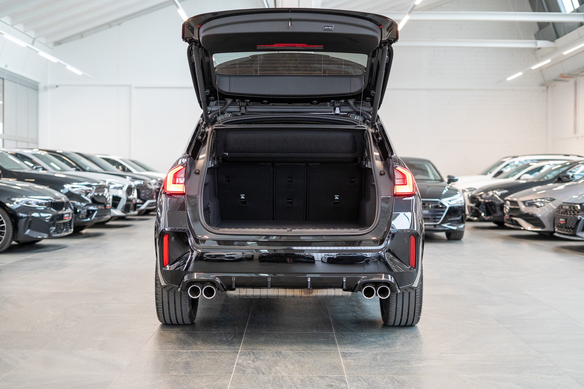 BMW X1 M35i / 360°Kamera / HeadUp / Harman/Kardon-image-7
