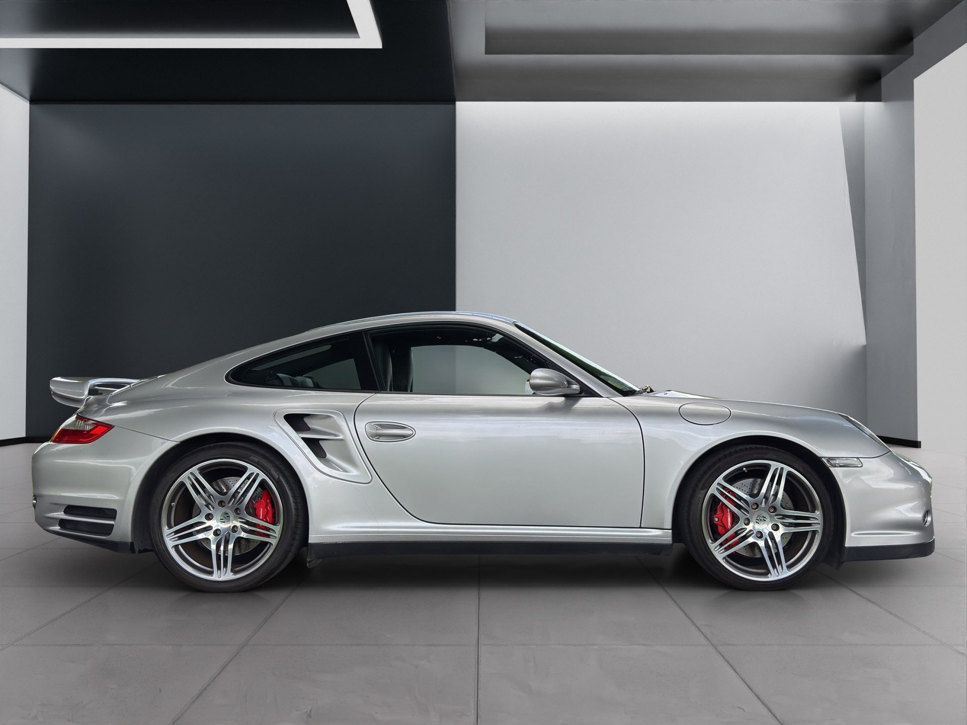 PORSCHE 911 Turbo-image-2