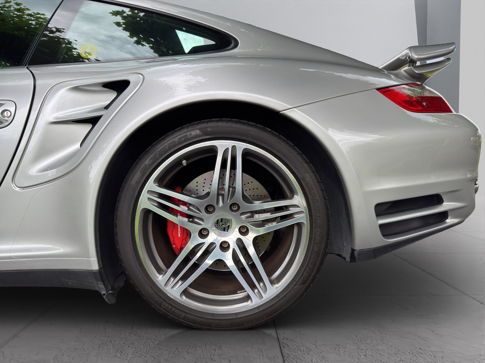 PORSCHE 911 Turbo-image-20