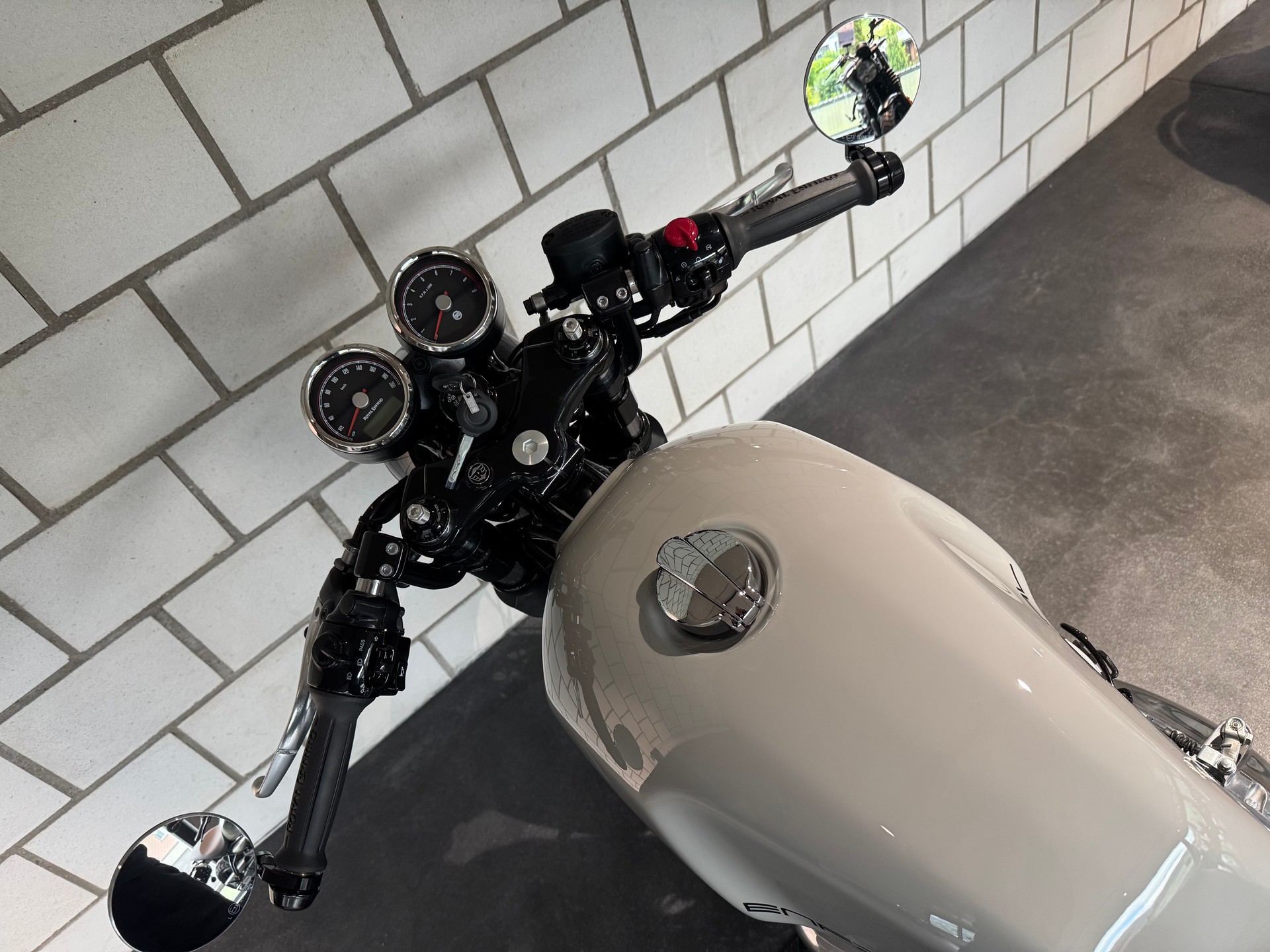ROYAL ENFIELD Continental GT 650 Custom-image-5