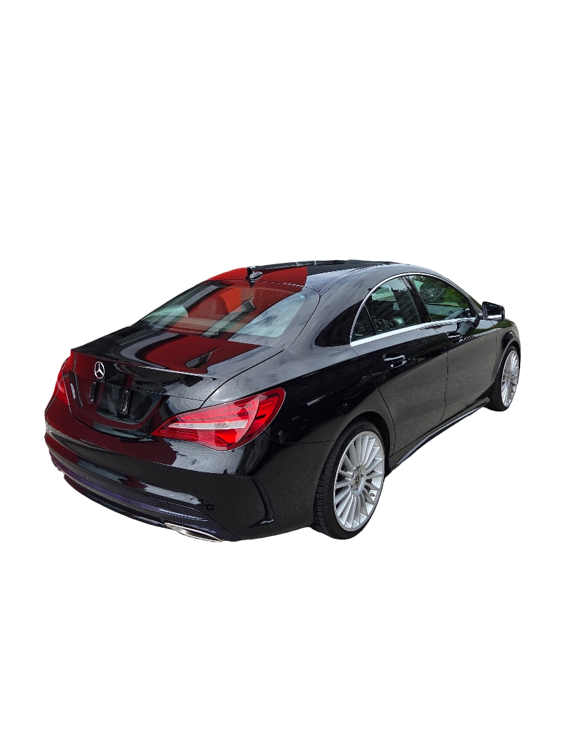 MERCEDES-BENZ CLA 250 AMG Line 7G-DCT 4Matic-image-2