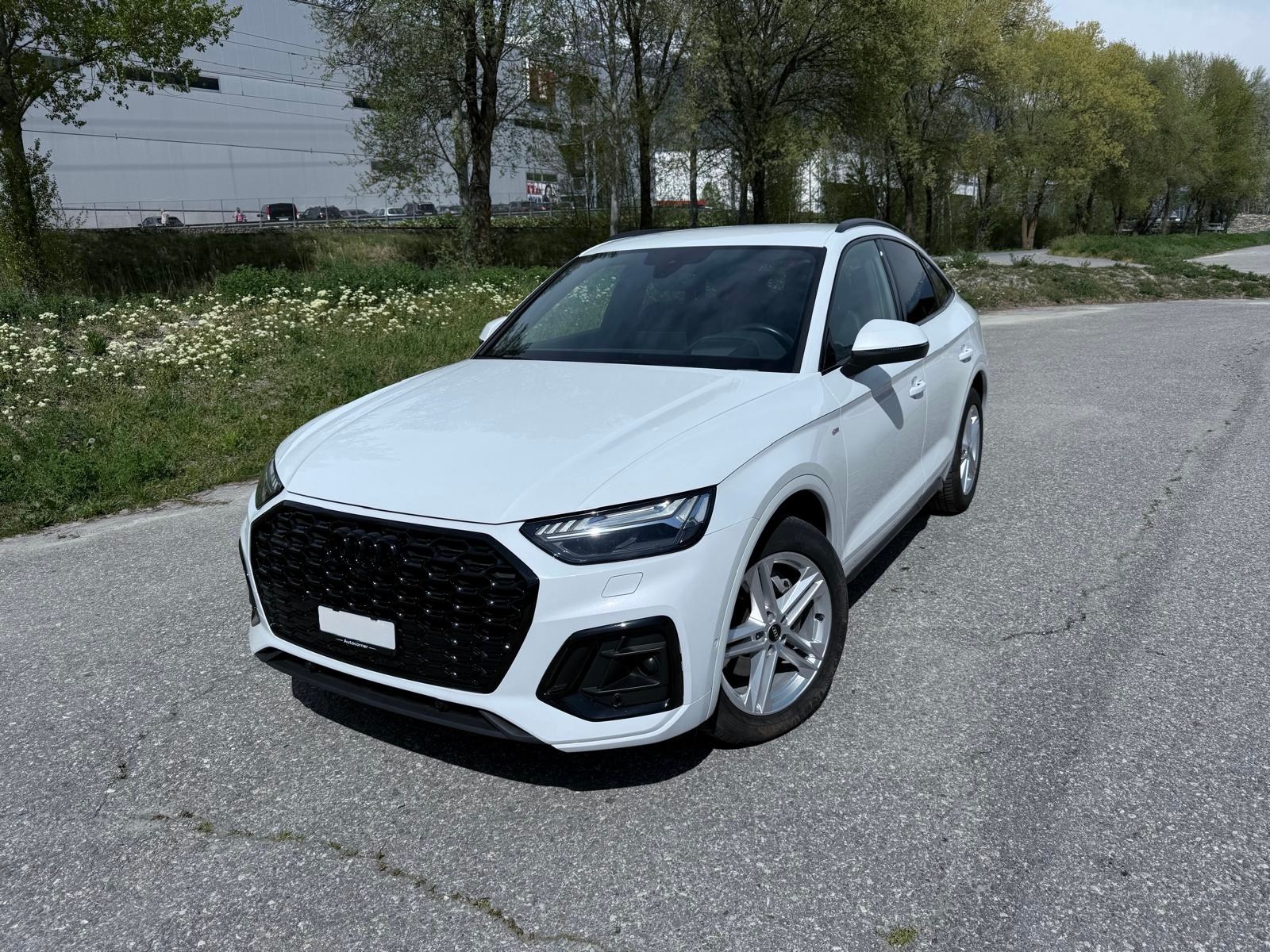 AUDI Q5 2.0 40 TDI quattro S-Tronic S-Line Sportback-image-0