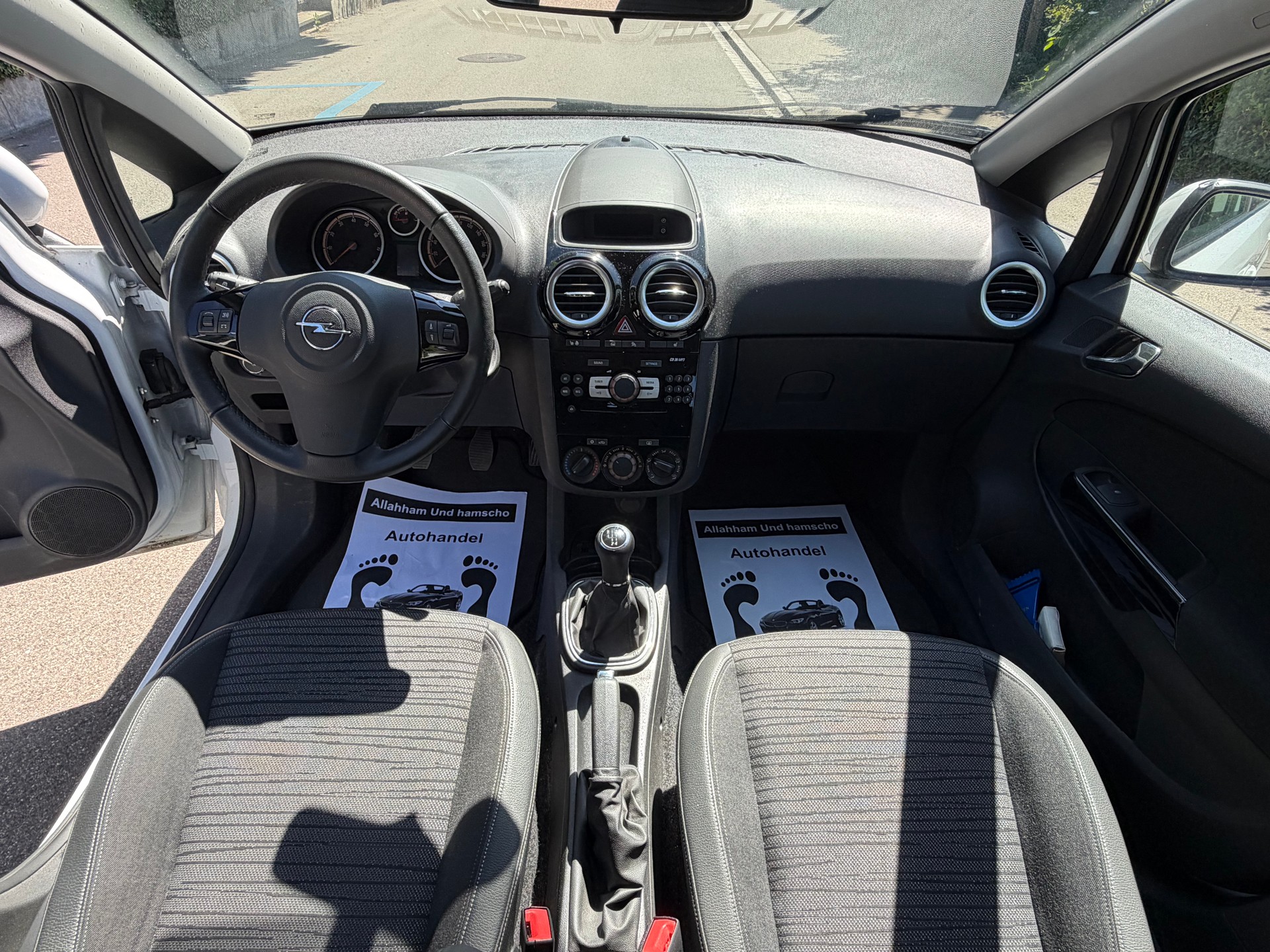 OPEL Corsa 1.2 TP Color Edition-image-10